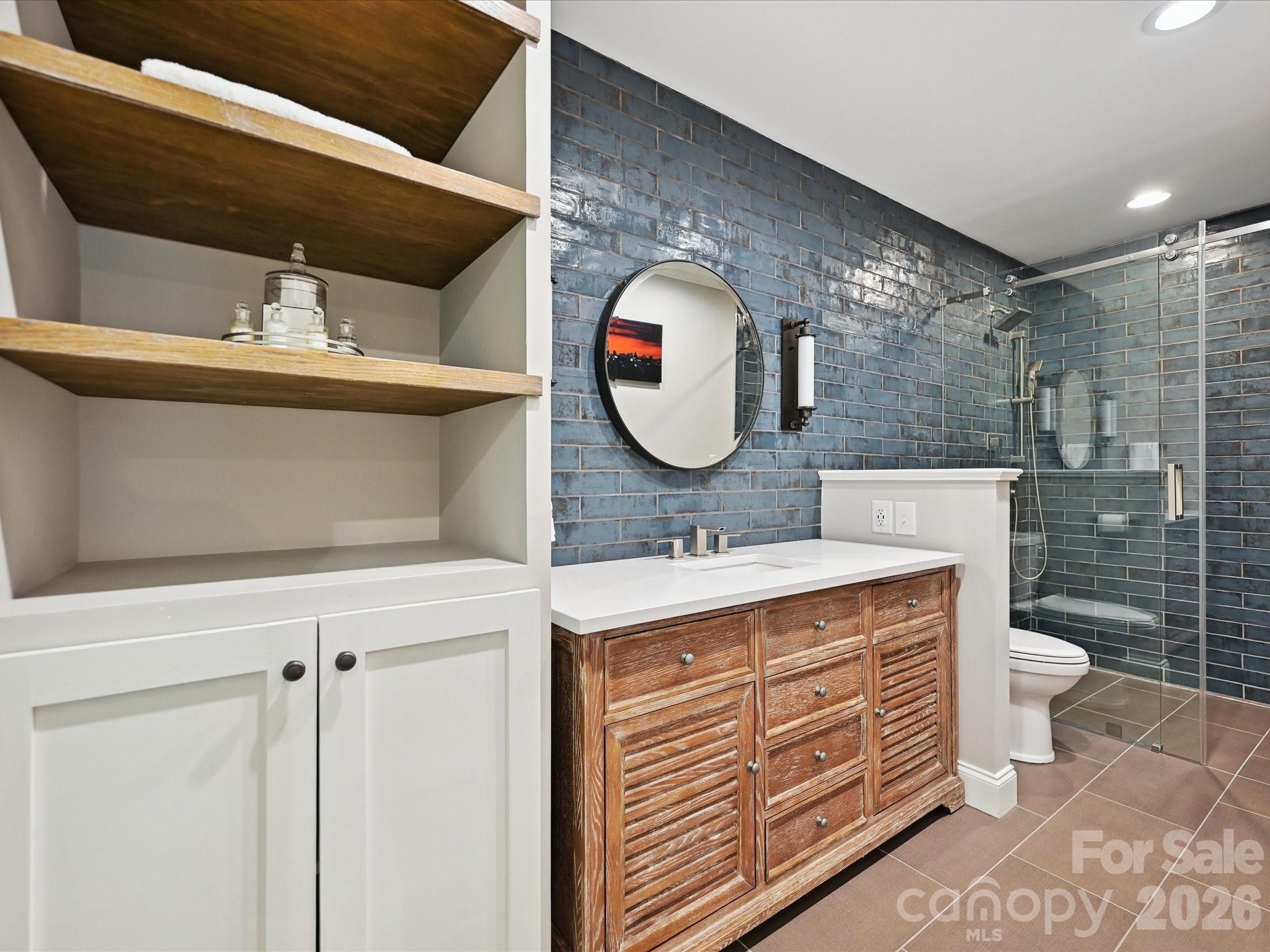 327 Whitestone Road — Charlotte