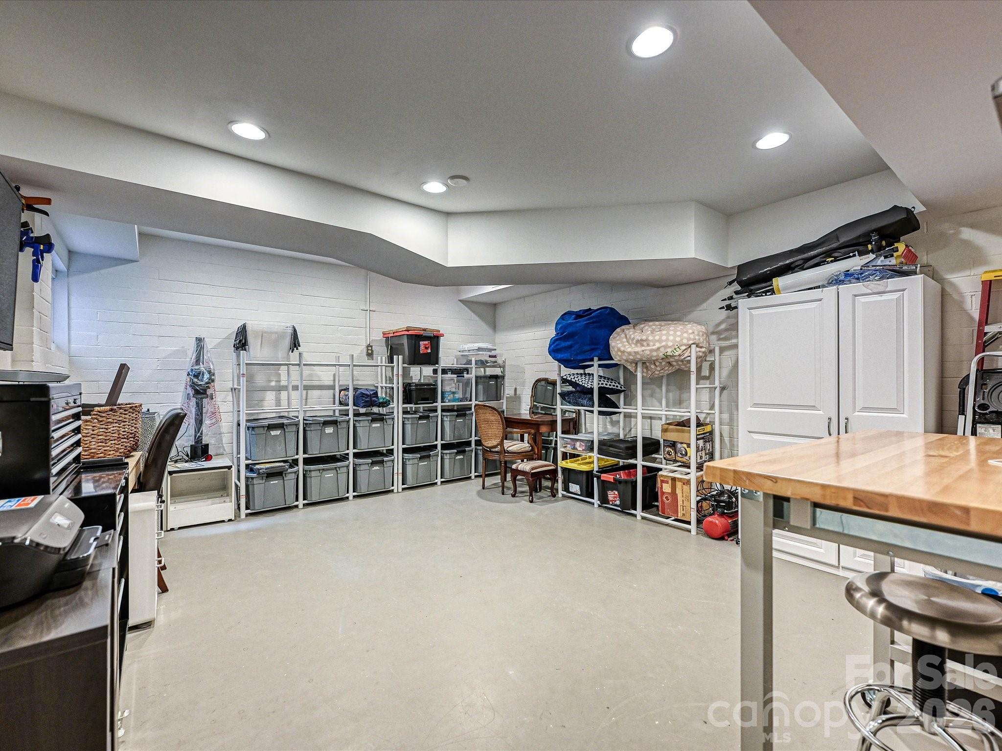 327 Whitestone Road — Charlotte