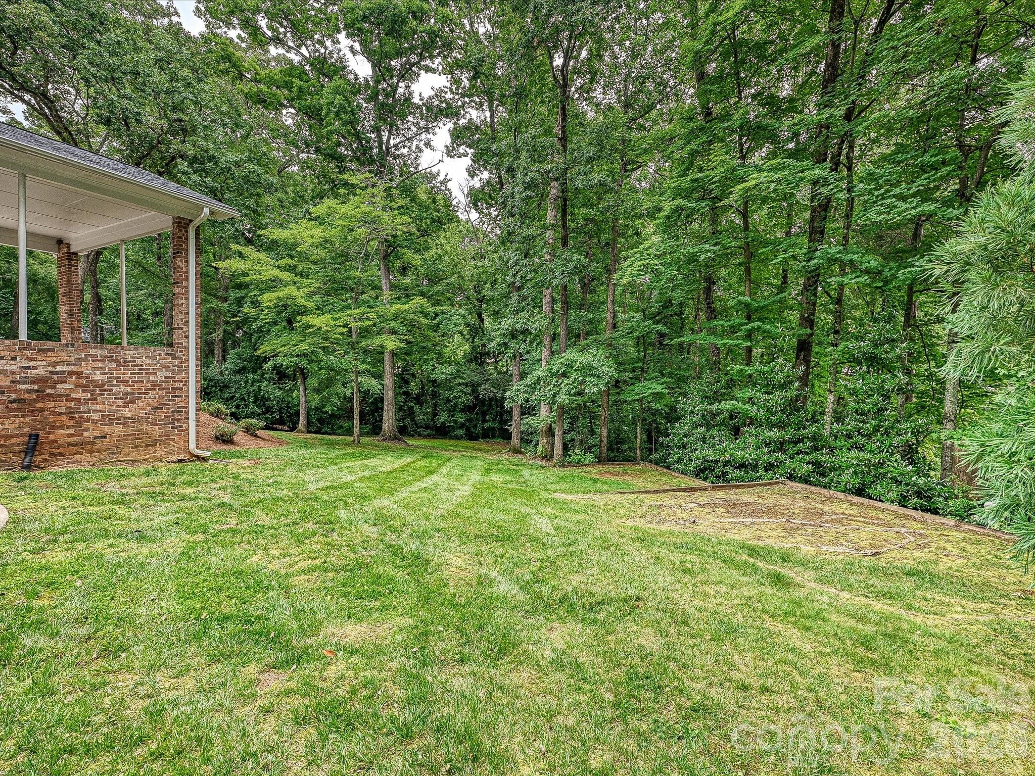 327 Whitestone Road — Charlotte
