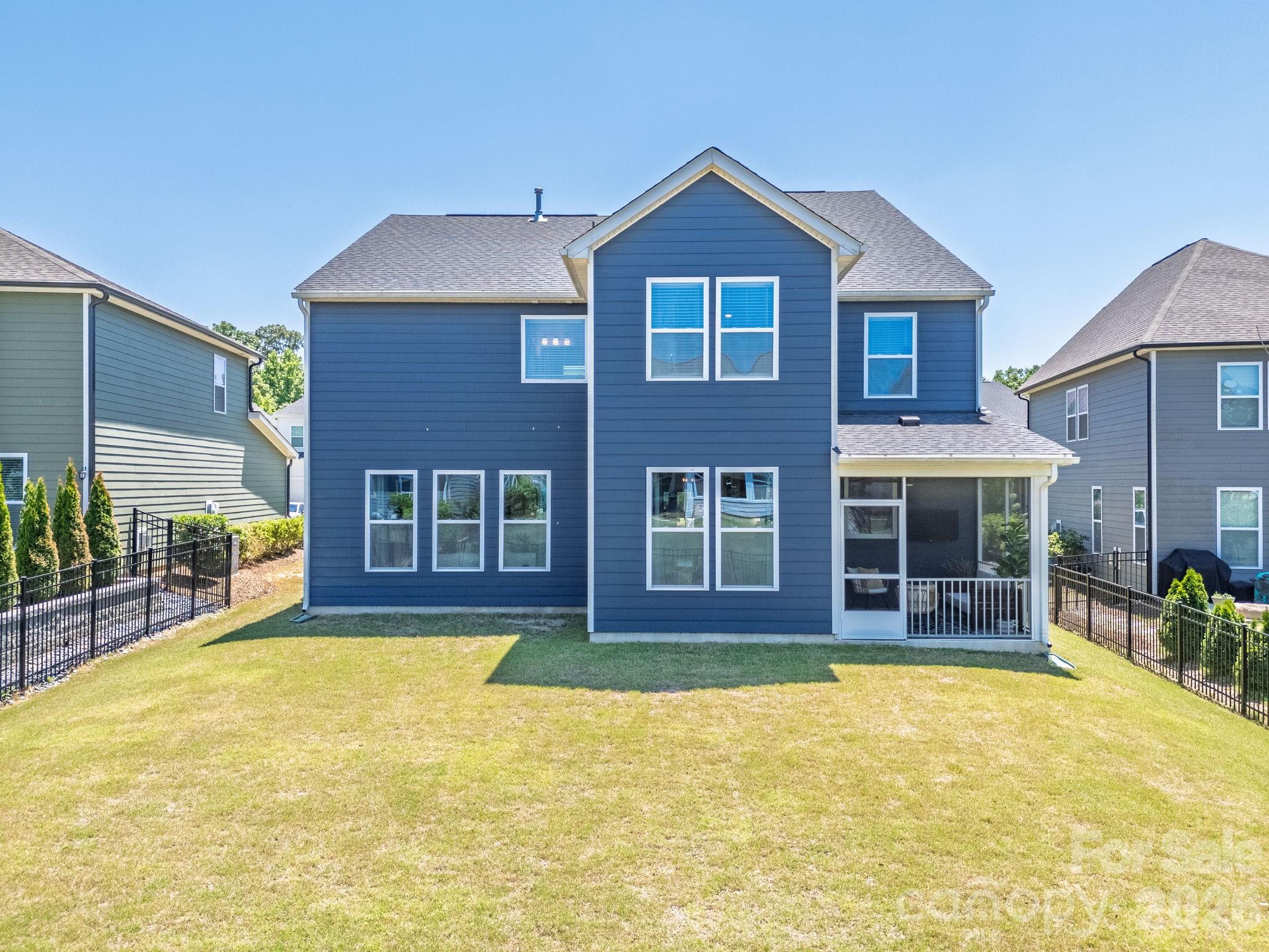 6271 Six String Court — Fort Mill