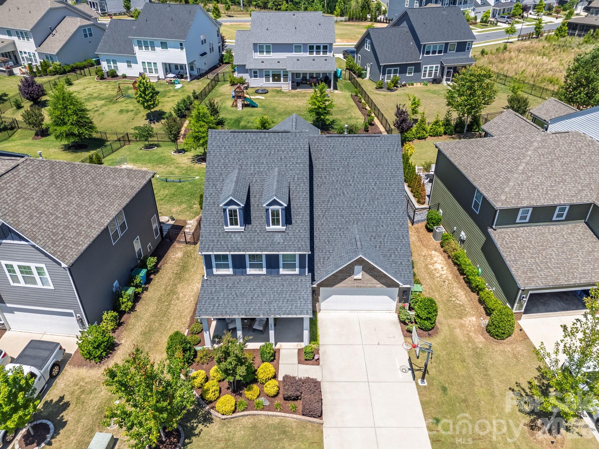 6271 Six String Court — Fort Mill