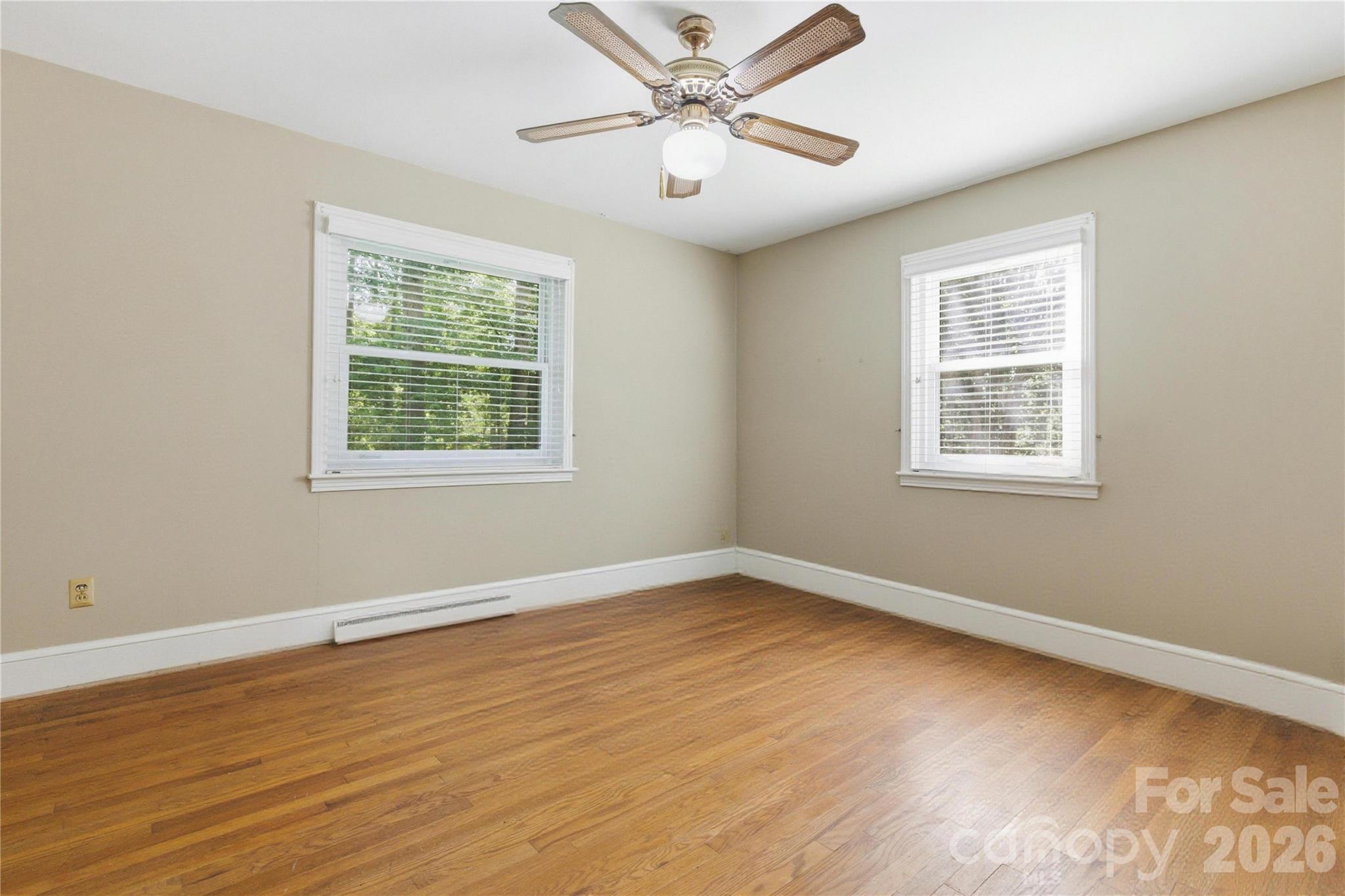 4411 US 221 Highway — Forest City