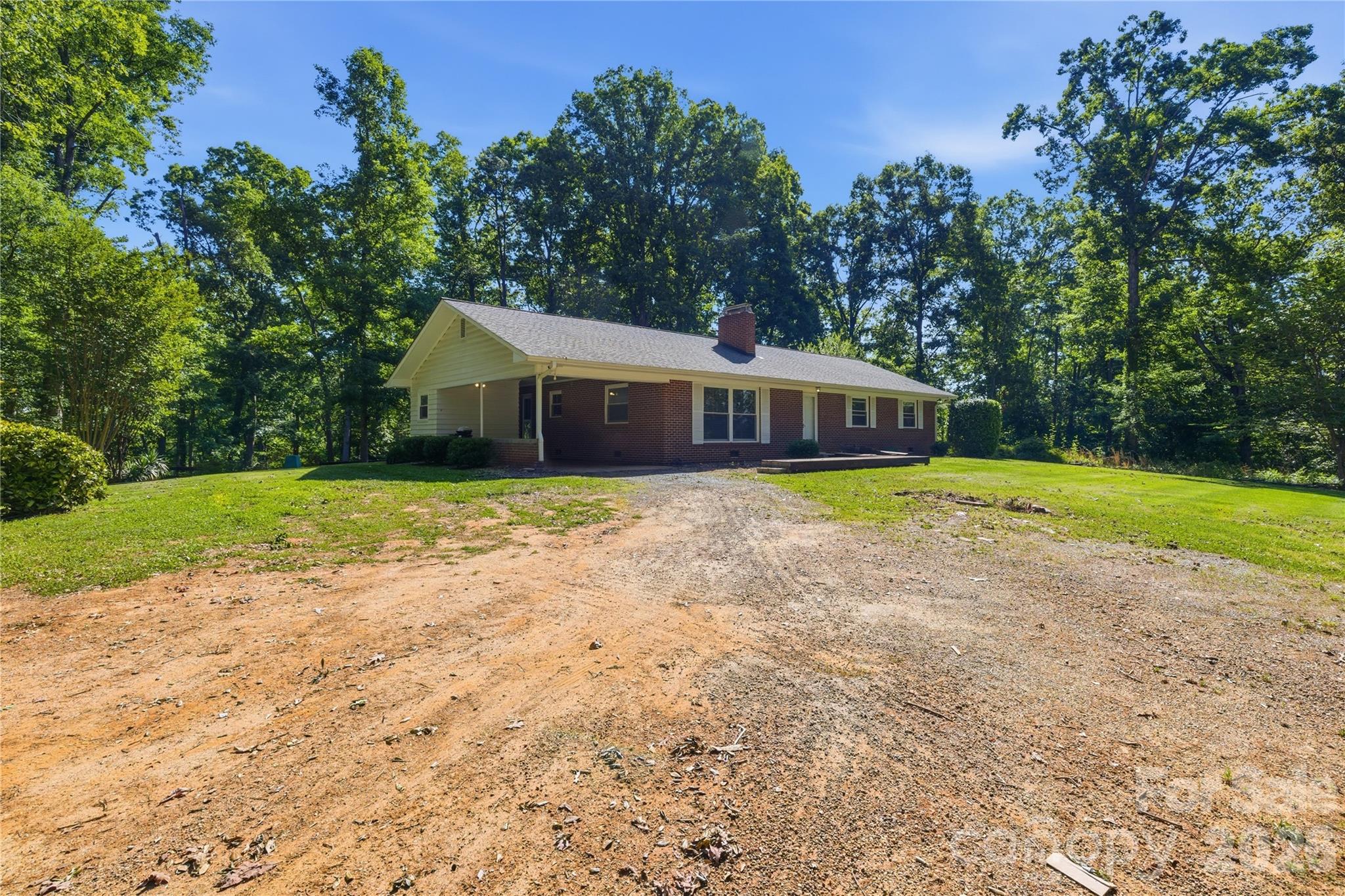 4411 US 221 Highway — Forest City
