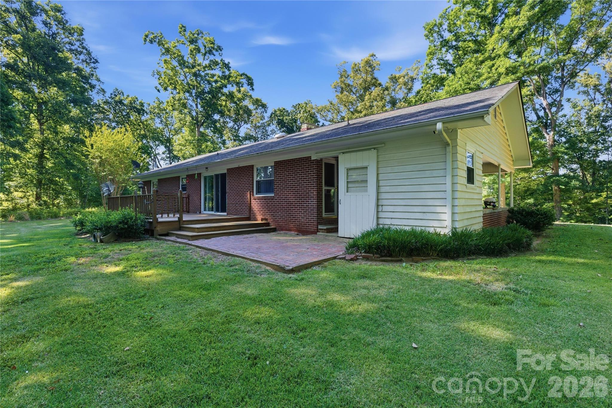 4411 US 221 Highway — Forest City