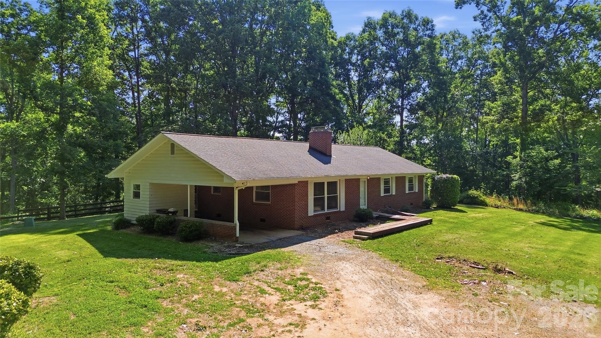 4411 US 221 Highway — Forest City