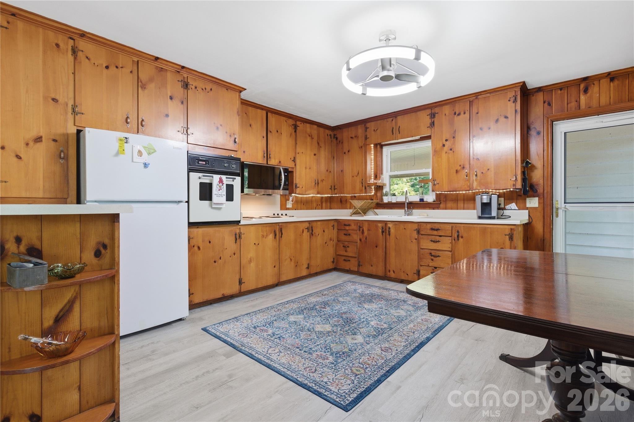 4411 US 221 Highway — Forest City