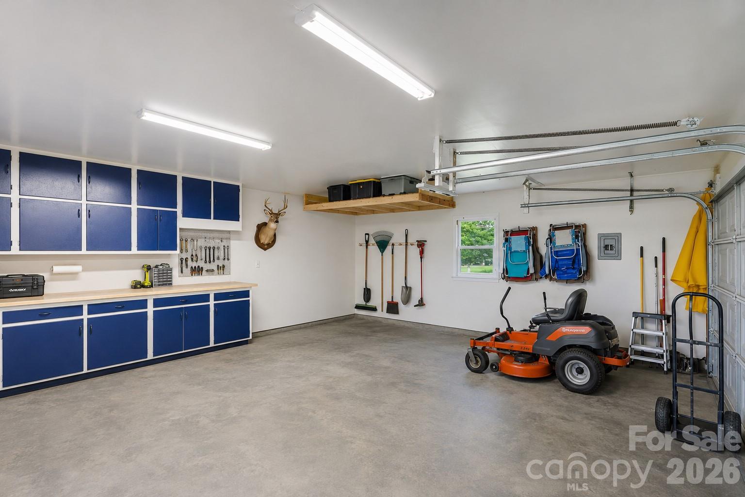 1070 Legion Club Road — Salisbury