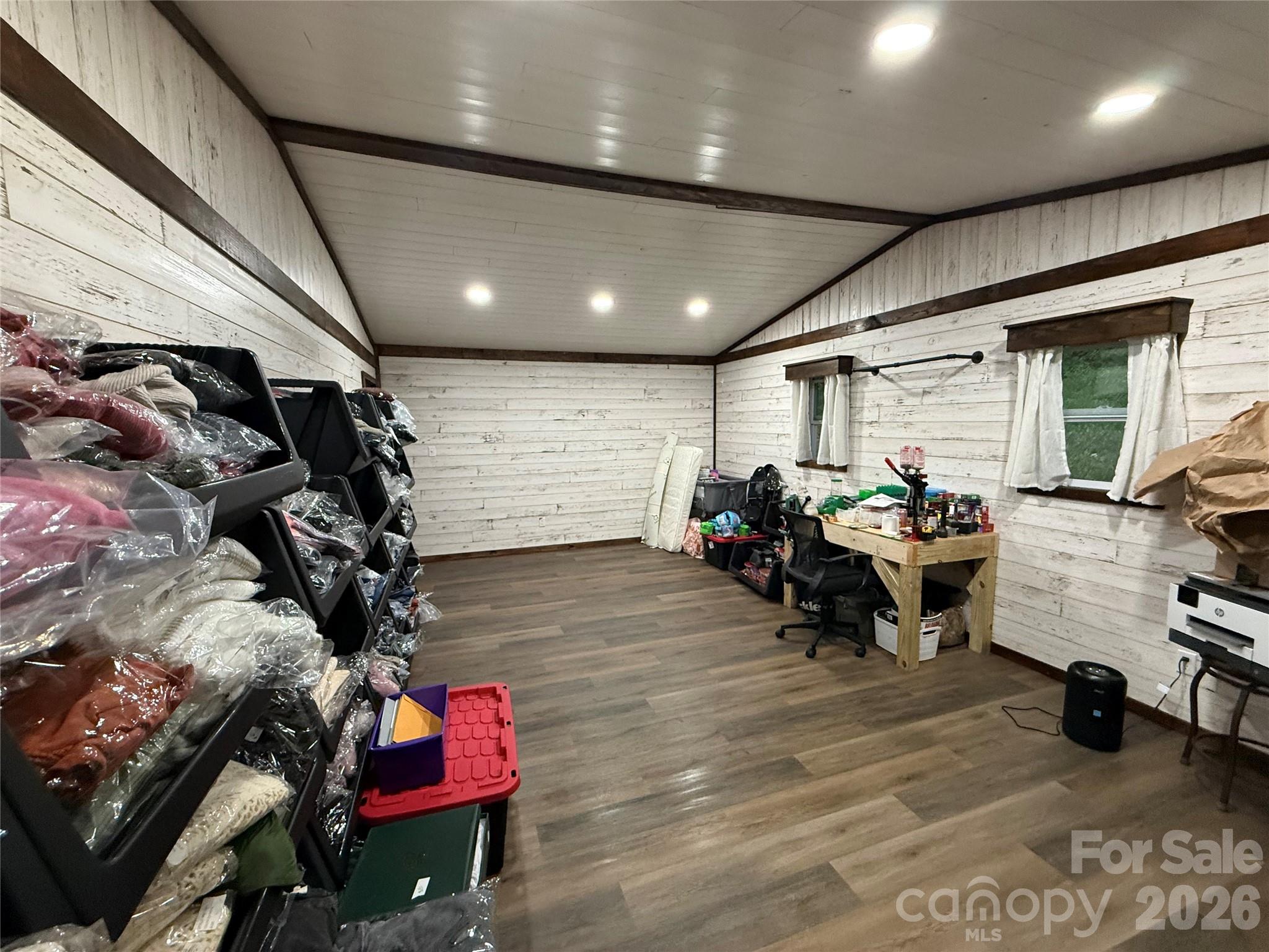 71 Ledford Ridge Lane — Bakersville
