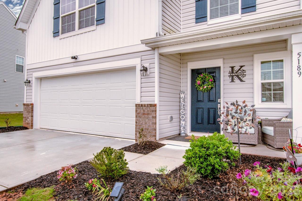 5189 Duck Lane — Catawba
