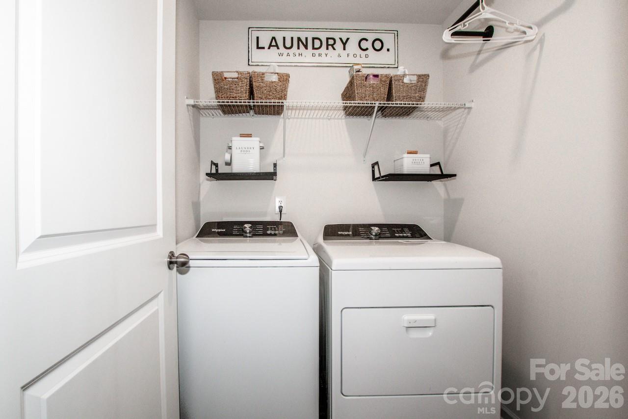 5189 Duck Lane — Catawba