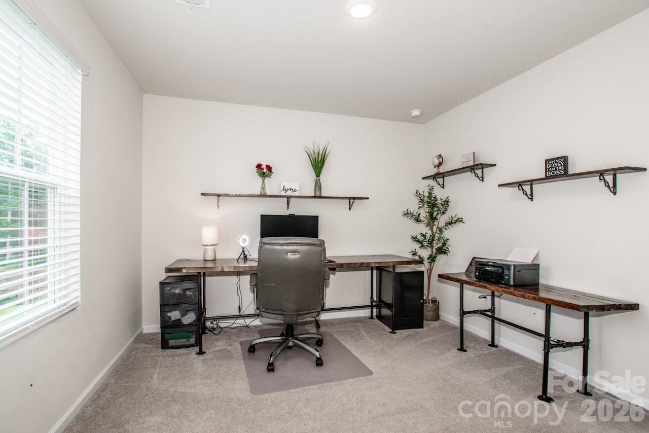 5189 Duck Lane — Catawba