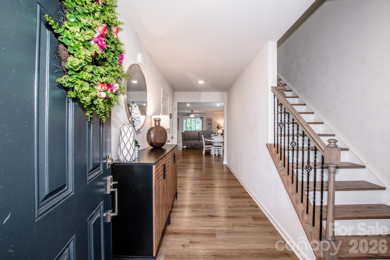 5189 Duck Lane — Catawba