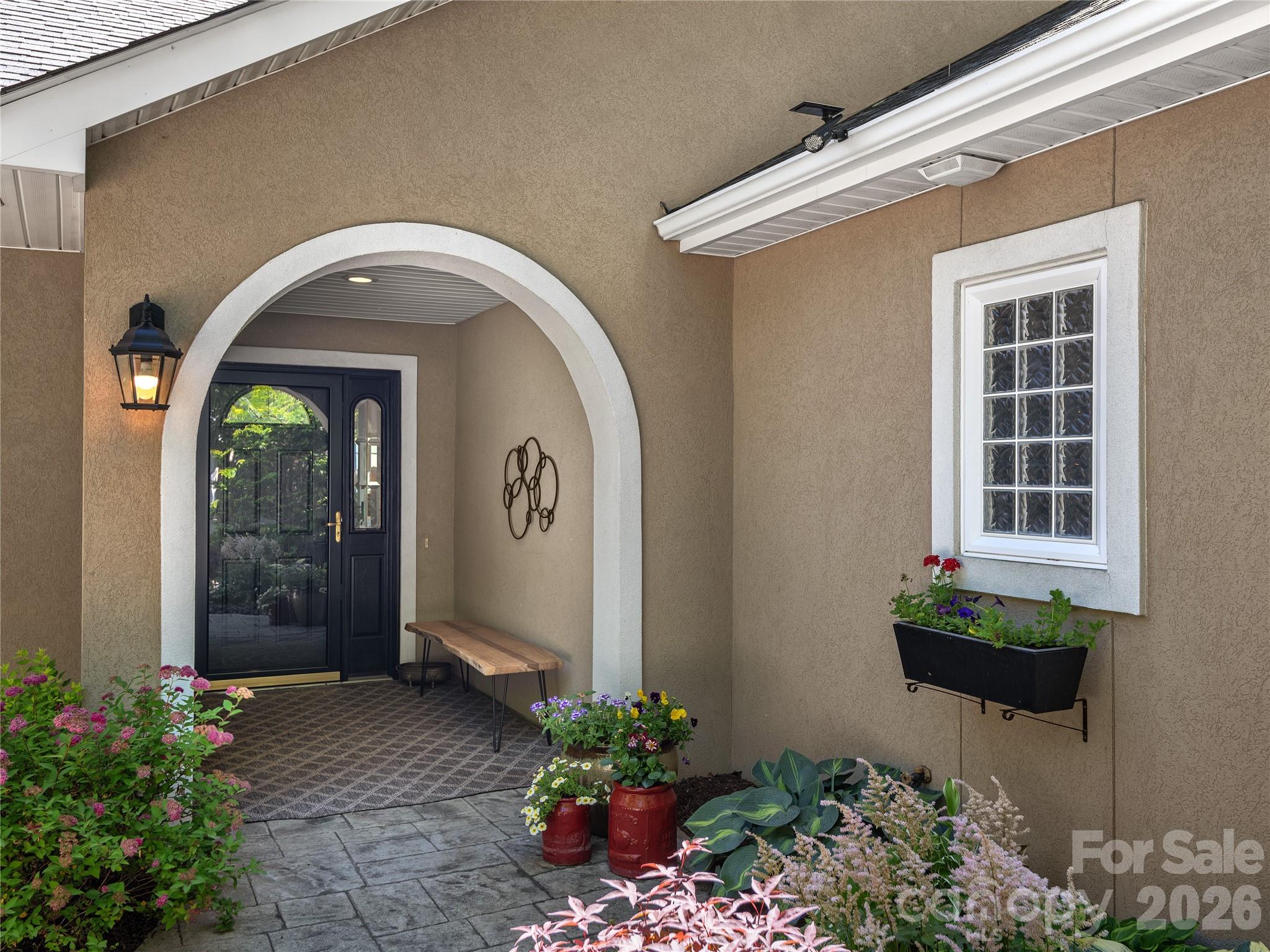 16 Stonebridge Drive — Asheville