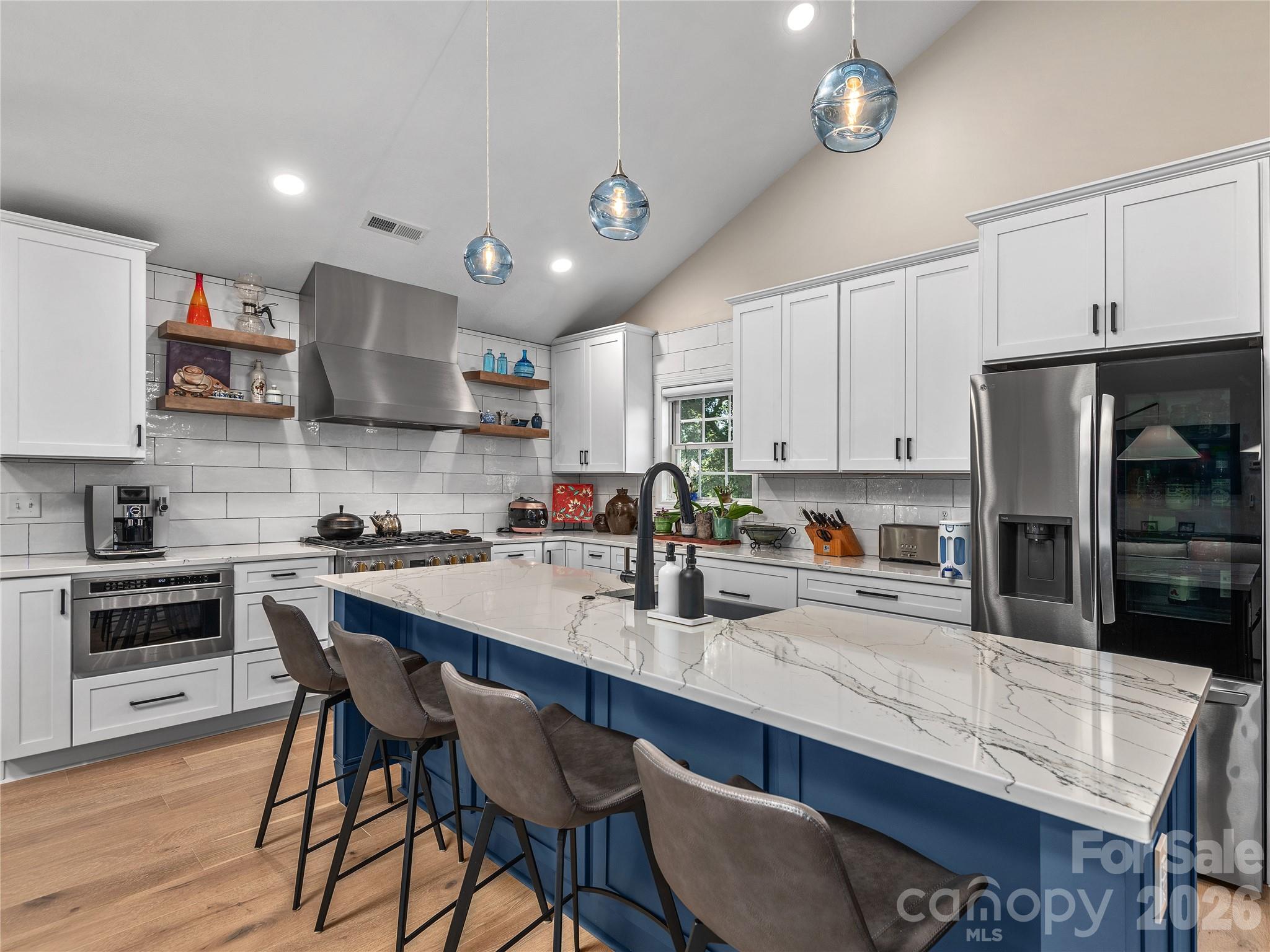 16 Stonebridge Drive — Asheville
