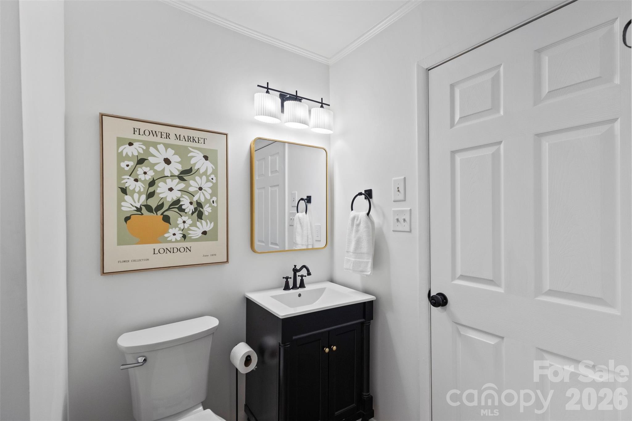 3840 Colebrook Road — Charlotte