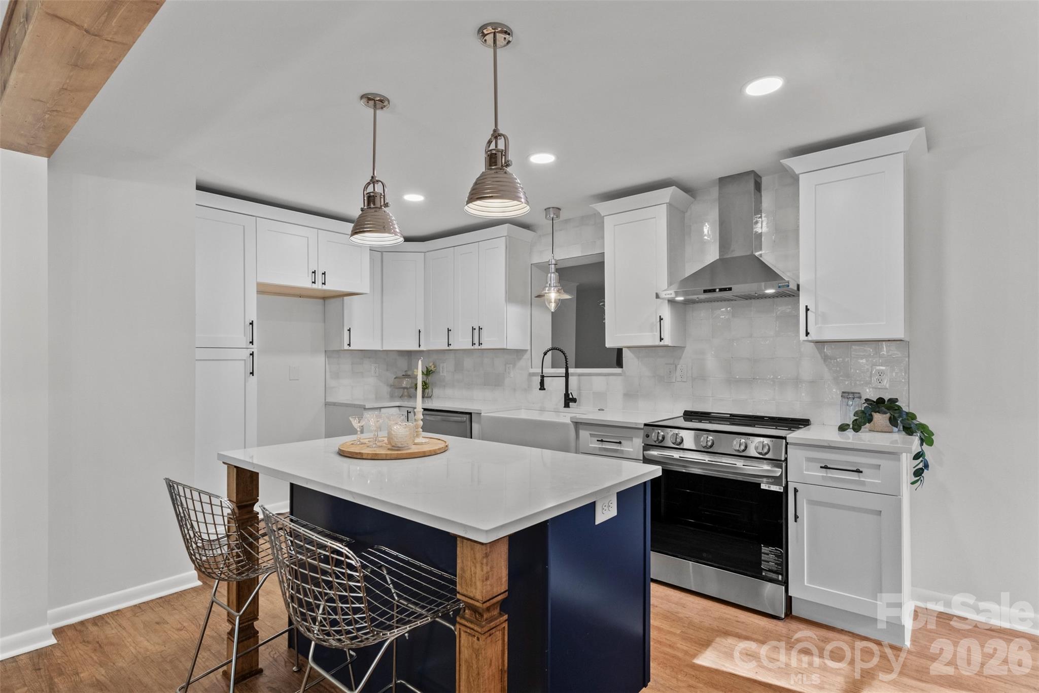 3840 Colebrook Road — Charlotte