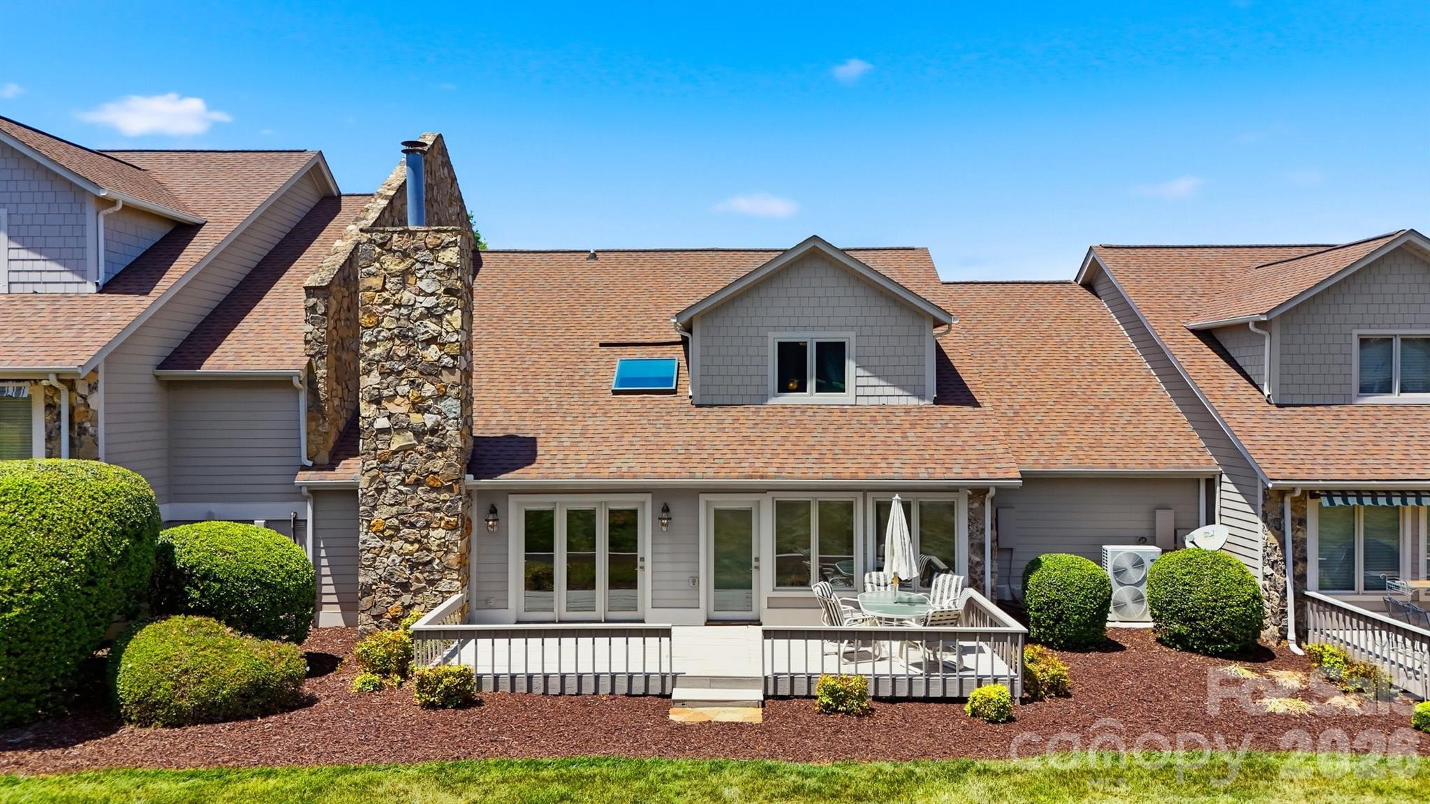 3677 Rock Bridge Drive NE — Conover