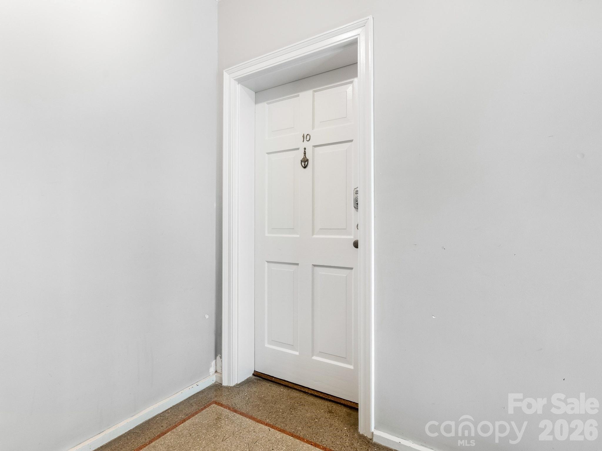 1121 Myrtle Avenue #10 — Charlotte