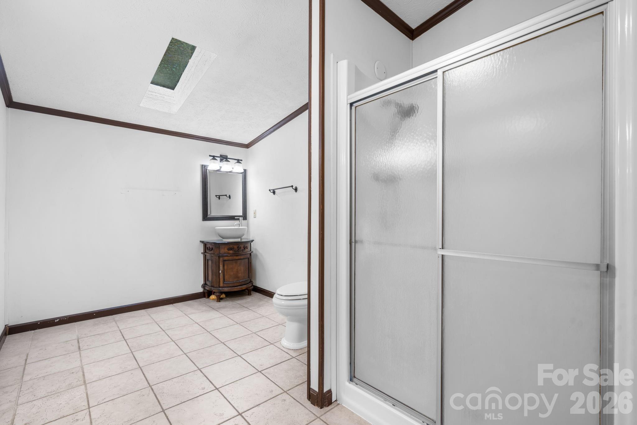 4416 Grace Church Road — Newton