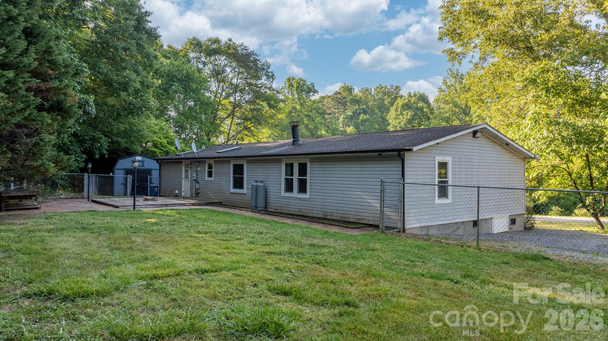 4416 Grace Church Road — Newton