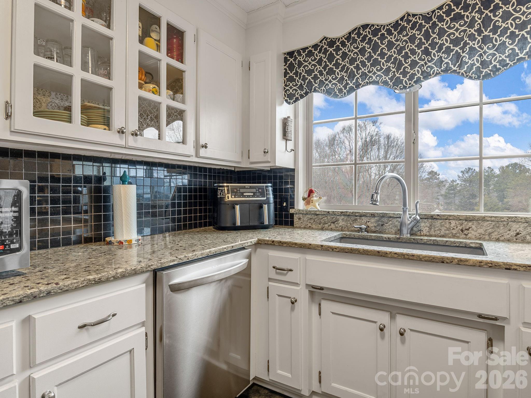 1570 Roddy Road — Campobello