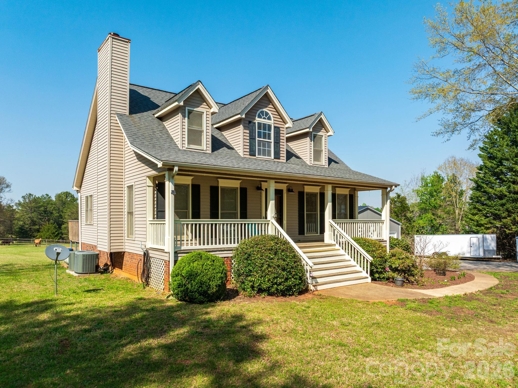 1570 Roddy Road — Campobello