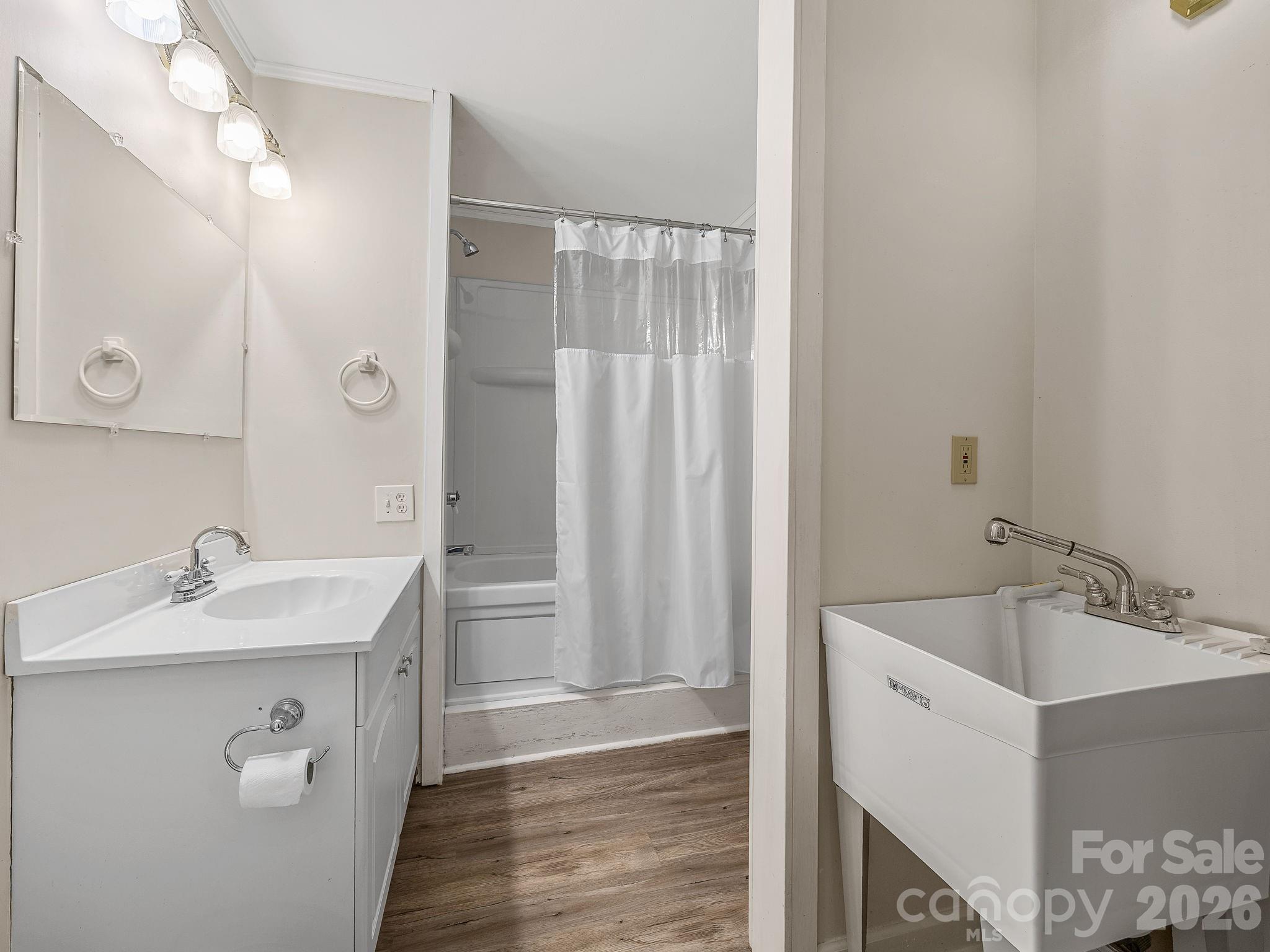 1570 Roddy Road — Campobello