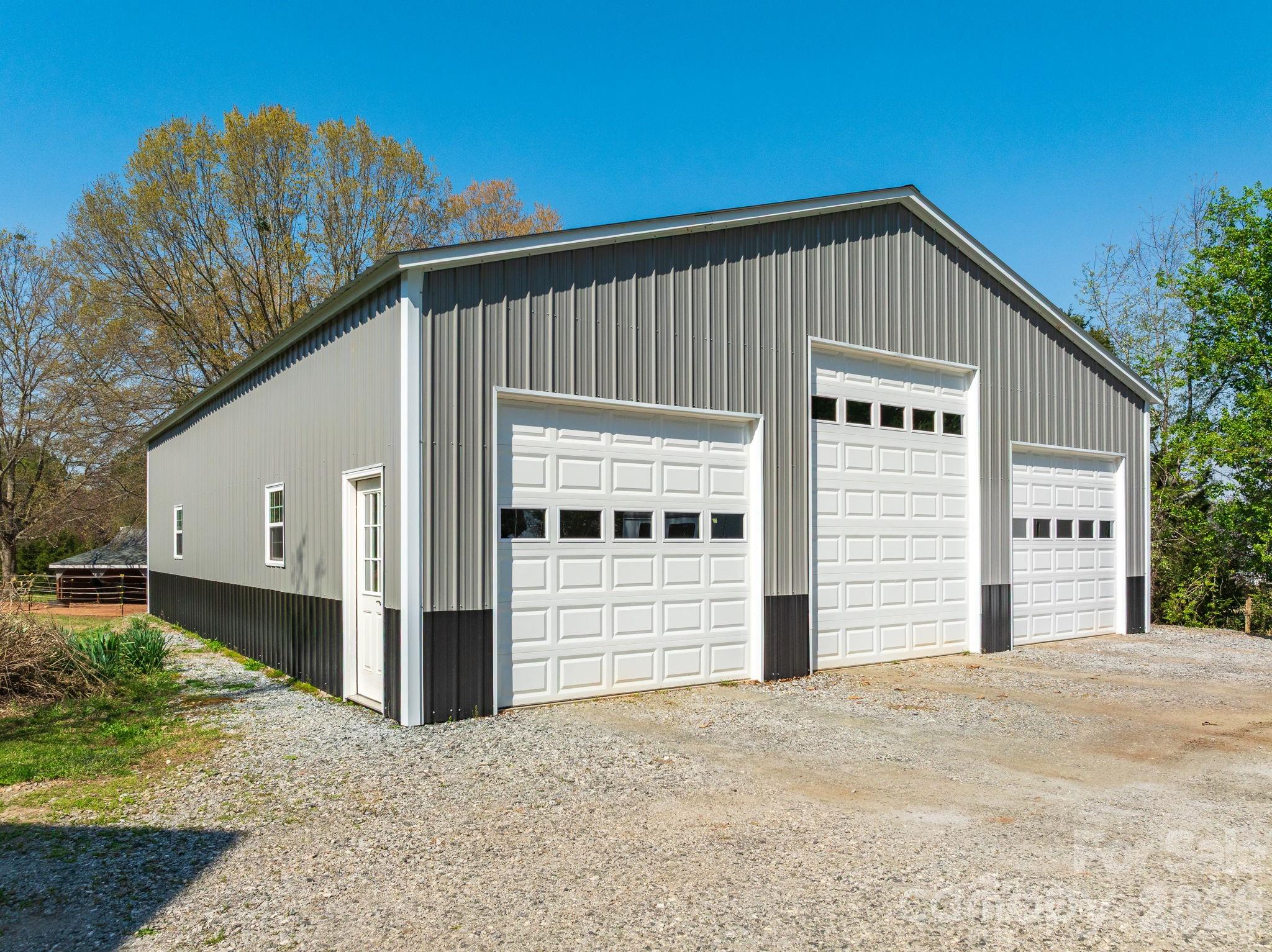 1570 Roddy Road — Campobello