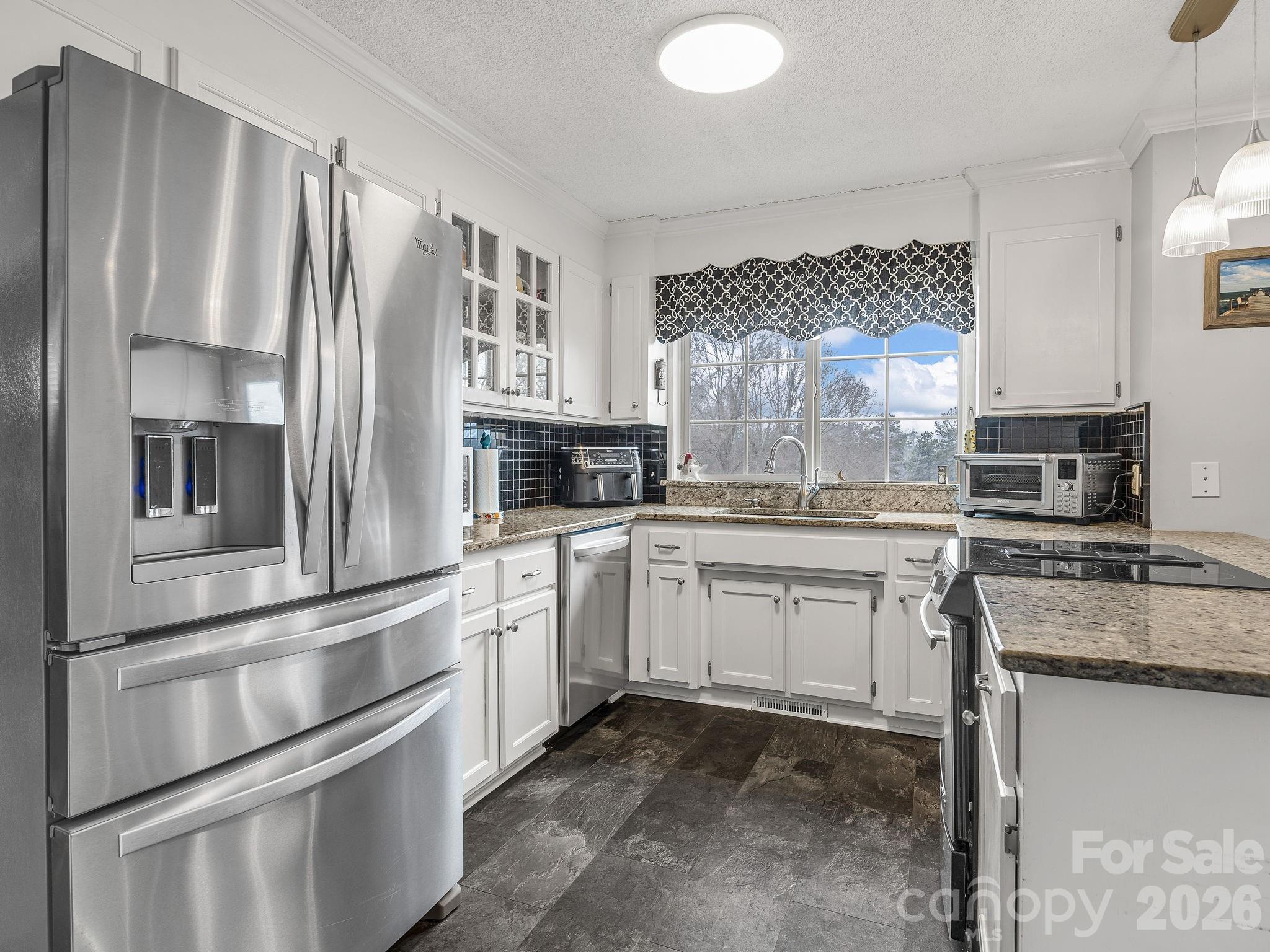 1570 Roddy Road — Campobello