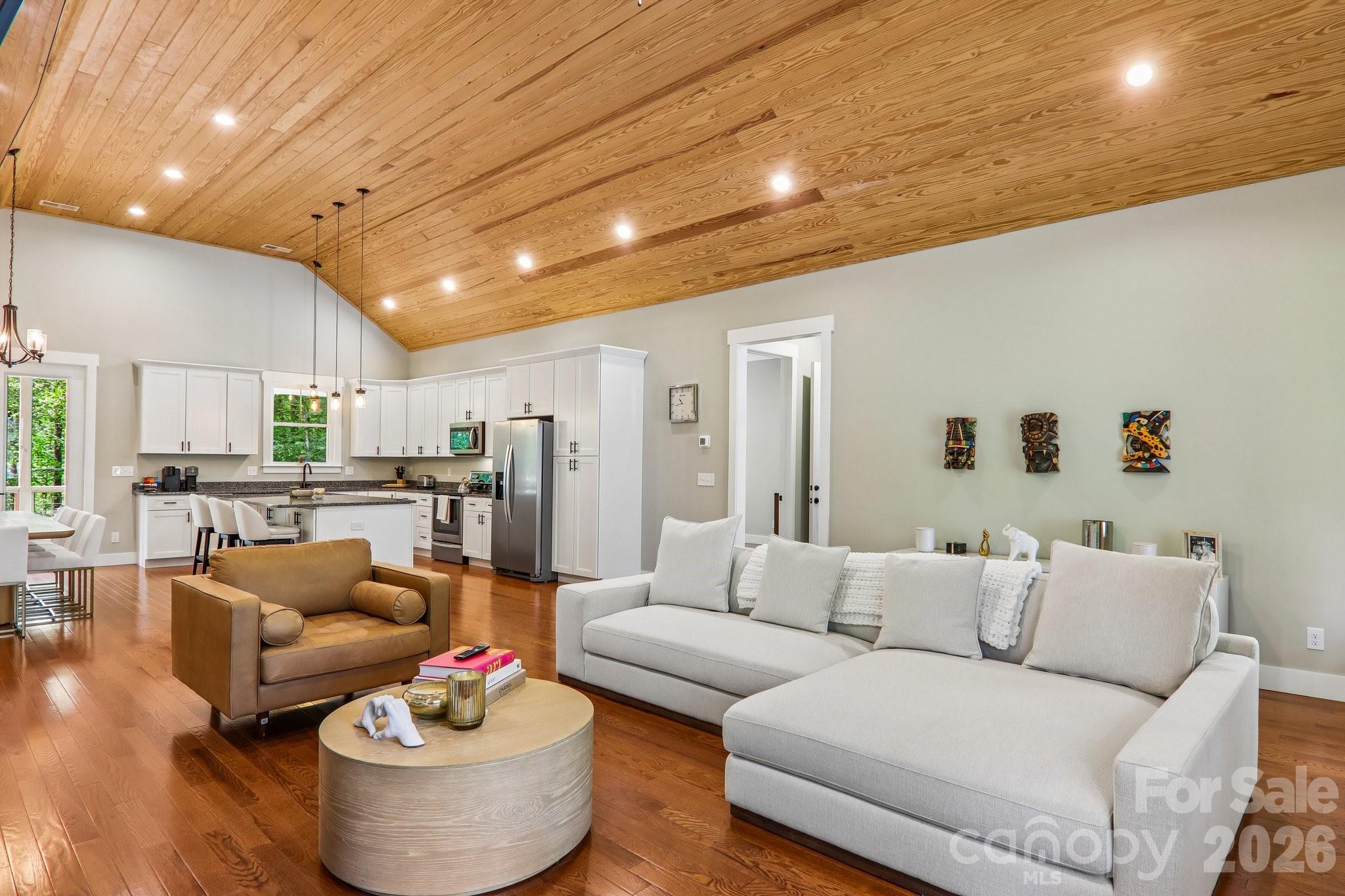 318 Cider Hill Lane — Hendersonville