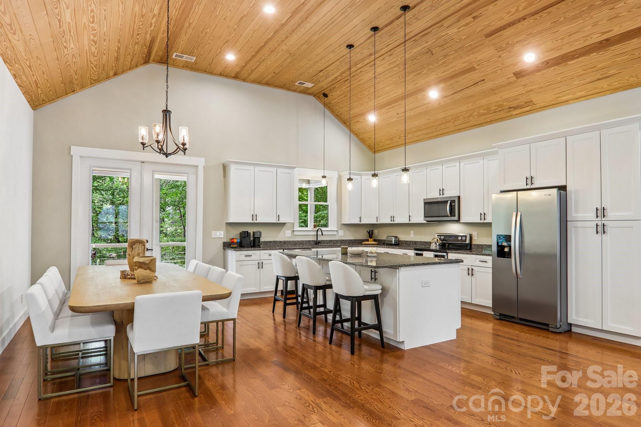 318 Cider Hill Lane — Hendersonville