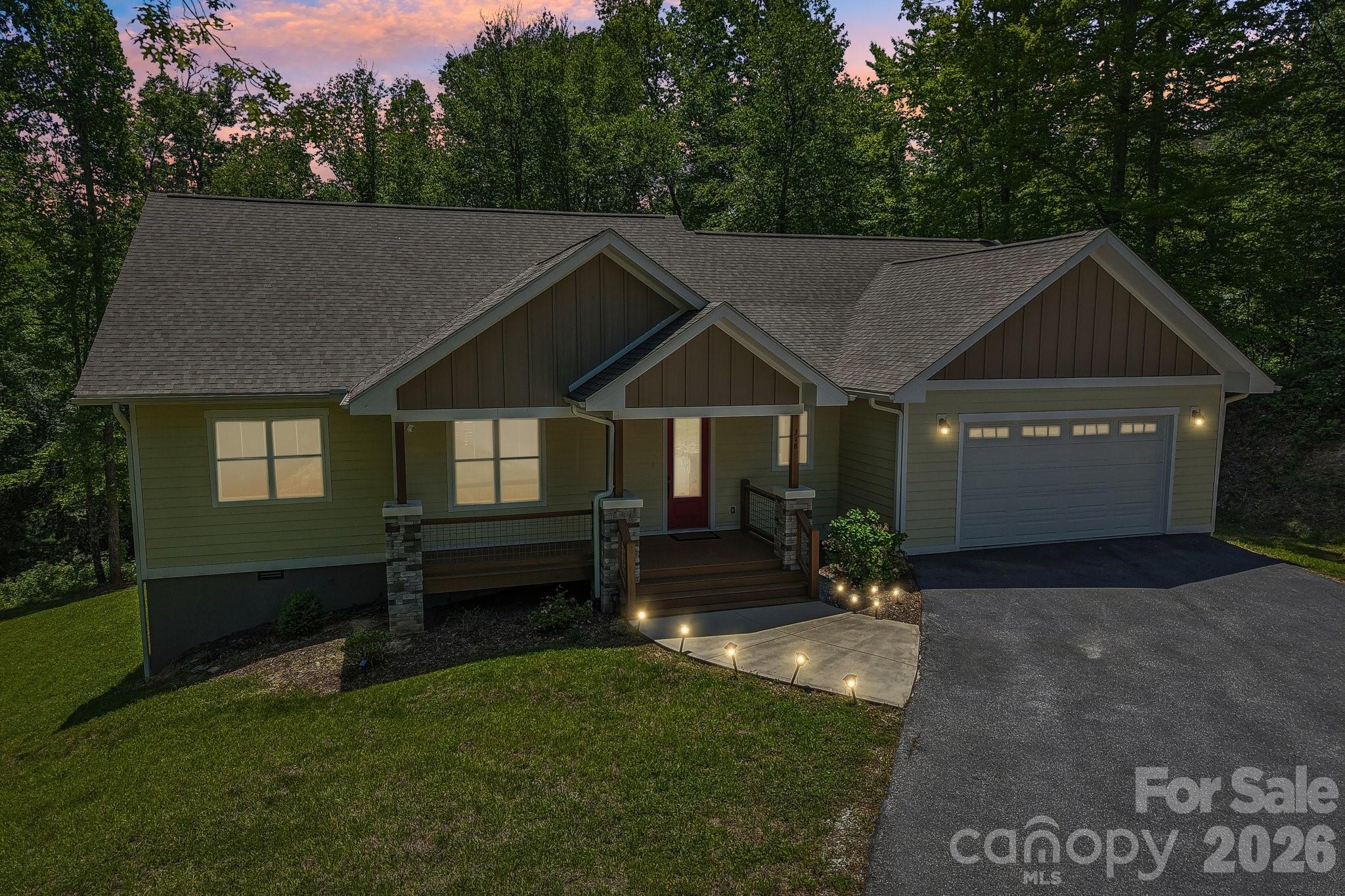 318 Cider Hill Lane — Hendersonville