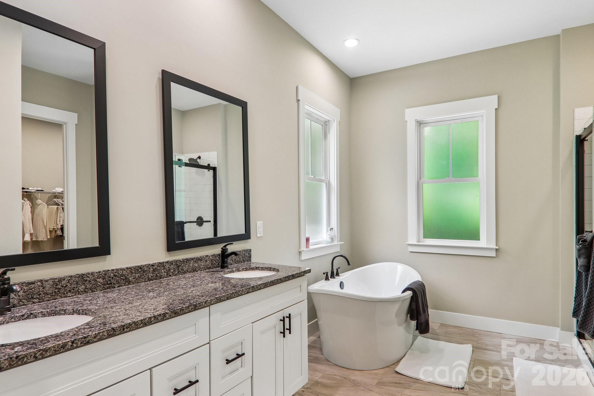 318 Cider Hill Lane — Hendersonville
