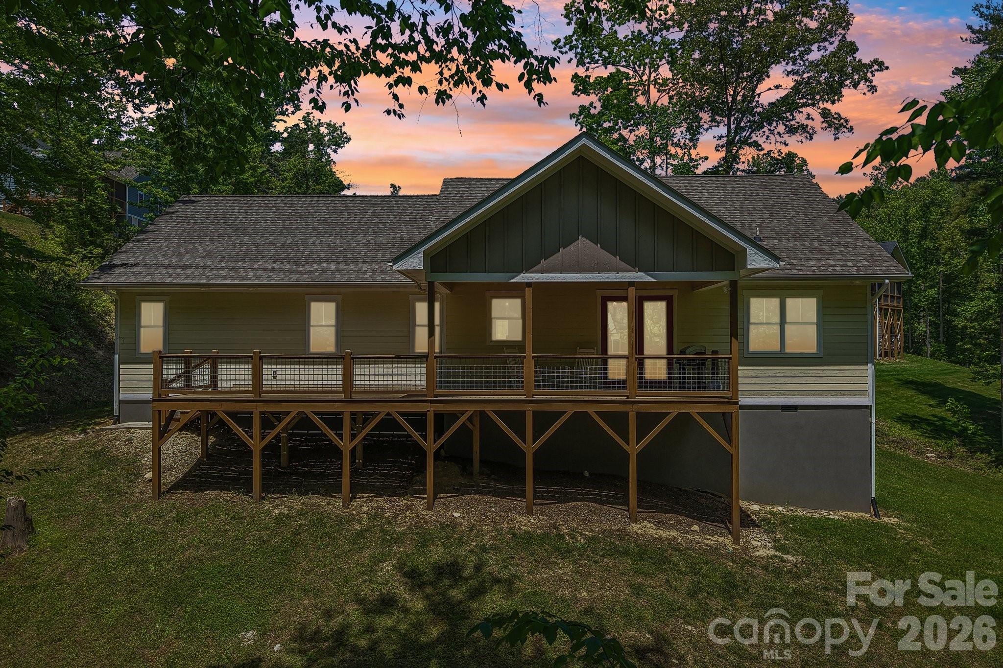 318 Cider Hill Lane — Hendersonville
