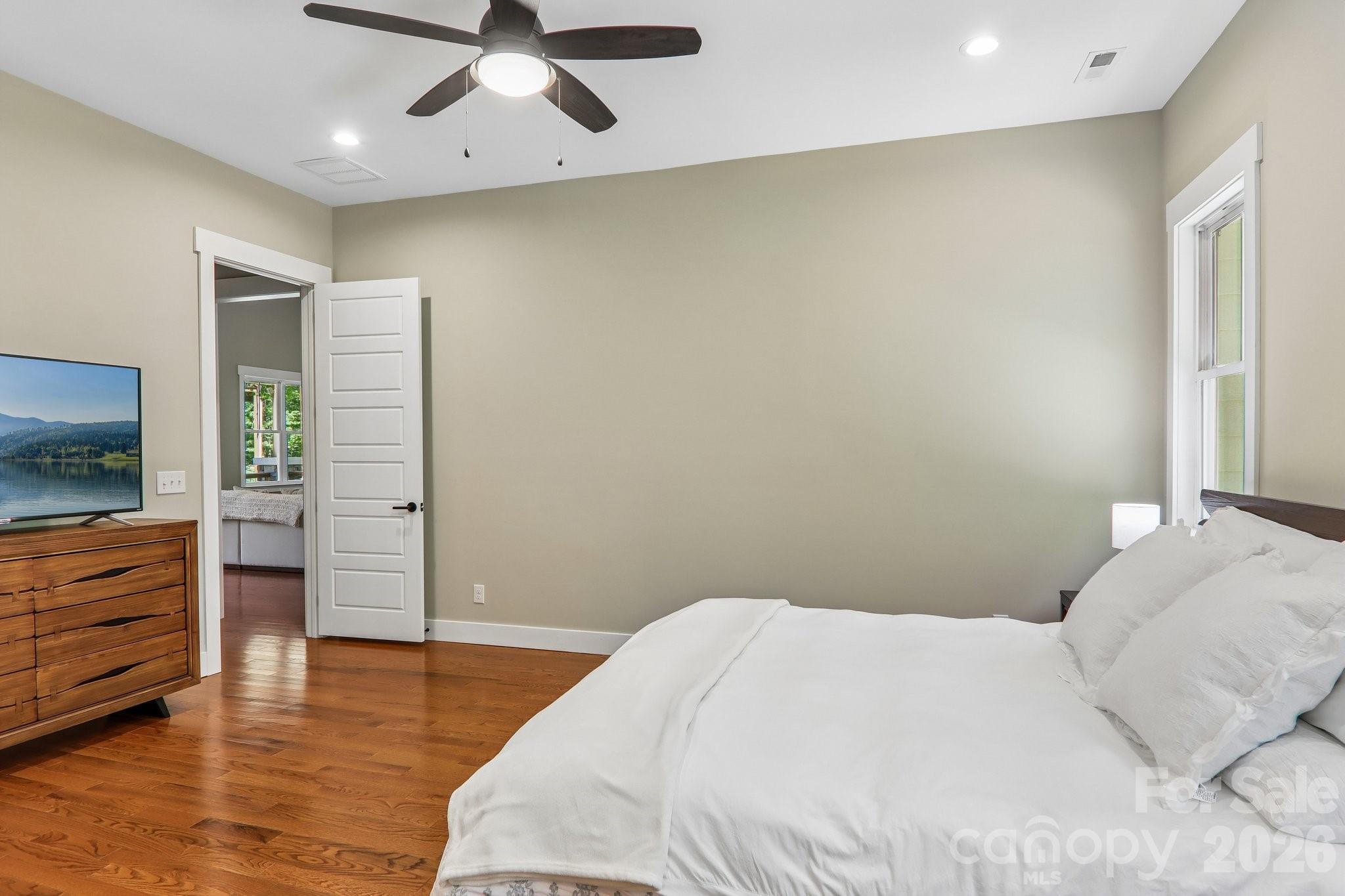 318 Cider Hill Lane — Hendersonville
