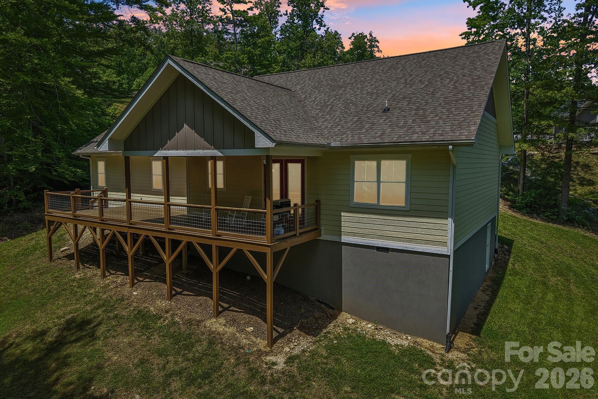 318 Cider Hill Lane — Hendersonville
