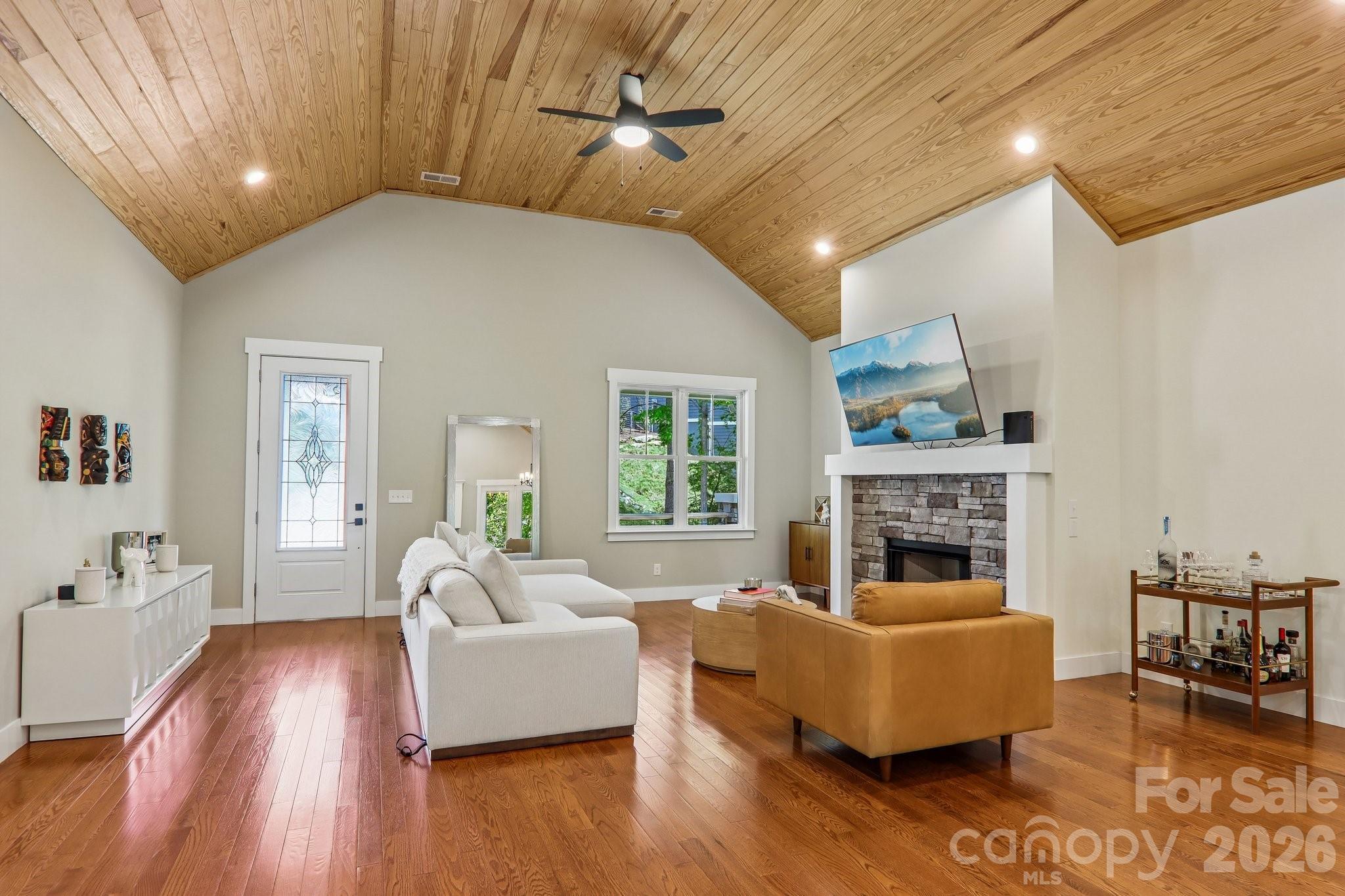318 Cider Hill Lane — Hendersonville