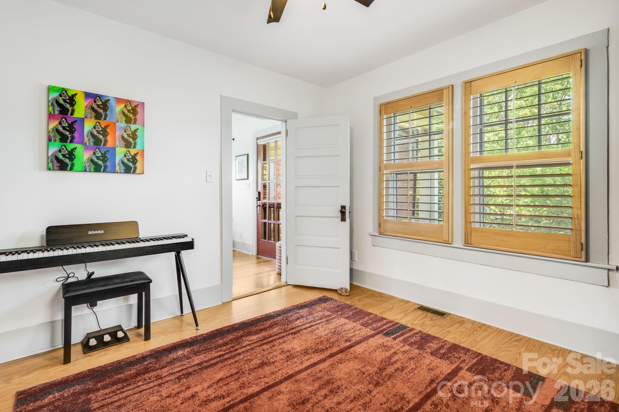72 Woodlawn Avenue — Asheville