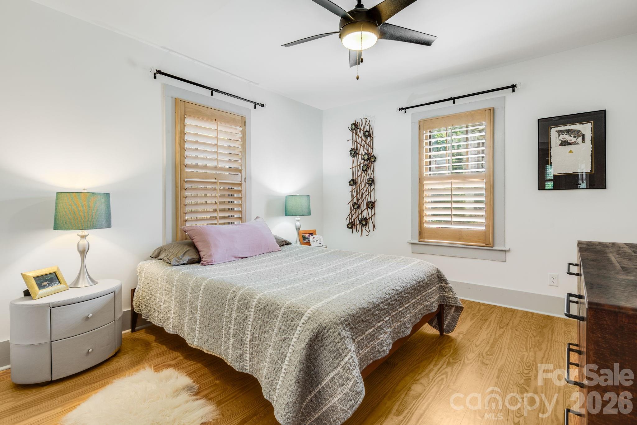 72 Woodlawn Avenue — Asheville