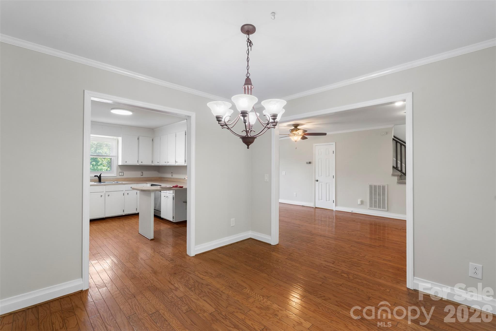 1152 Crestmont Drive SE — Concord