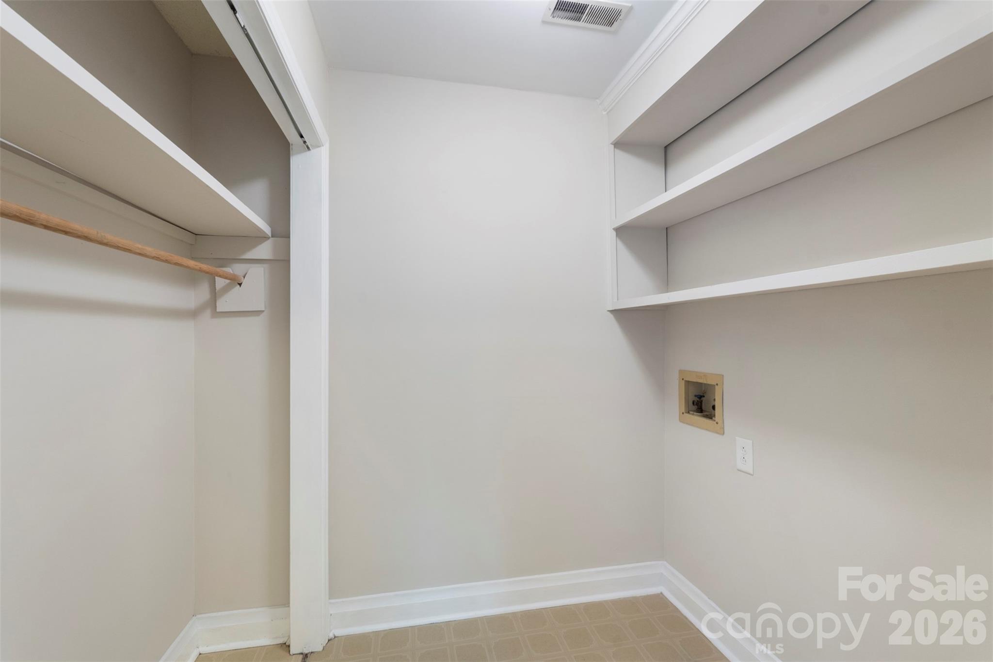 1152 Crestmont Drive SE — Concord