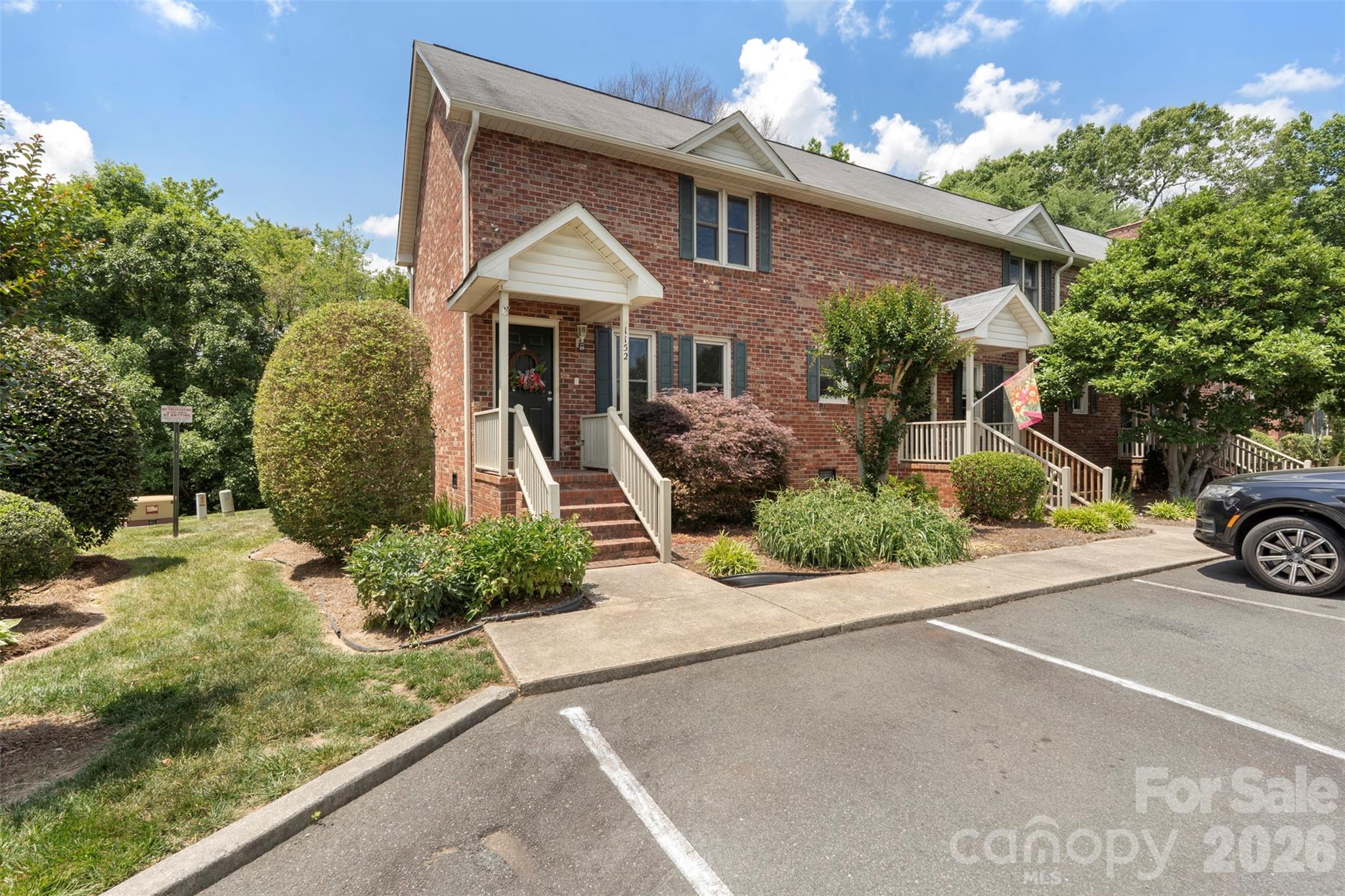 1152 Crestmont Drive SE — Concord