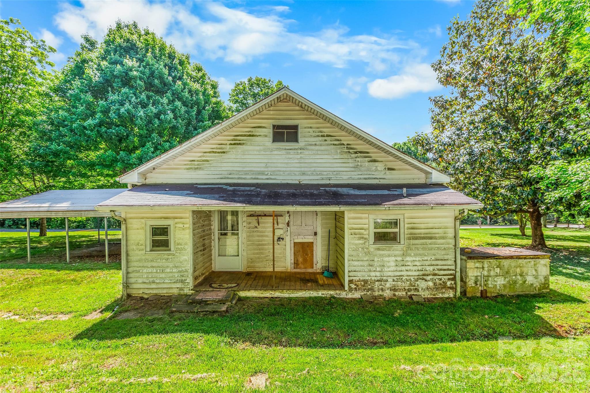 128 John Deere Drive — Harmony