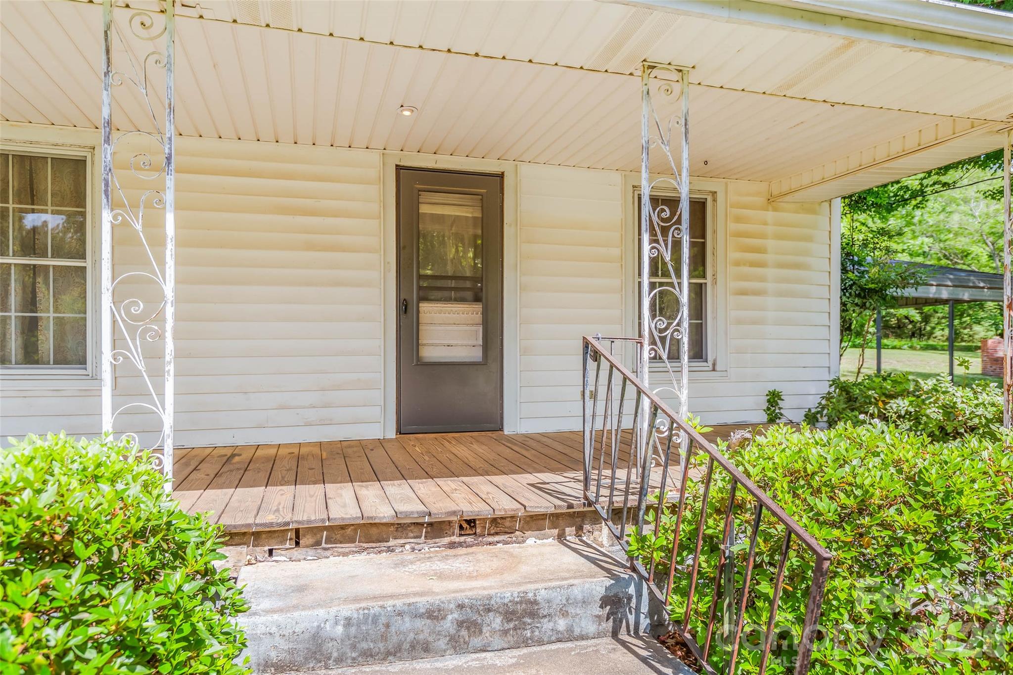 128 John Deere Drive — Harmony
