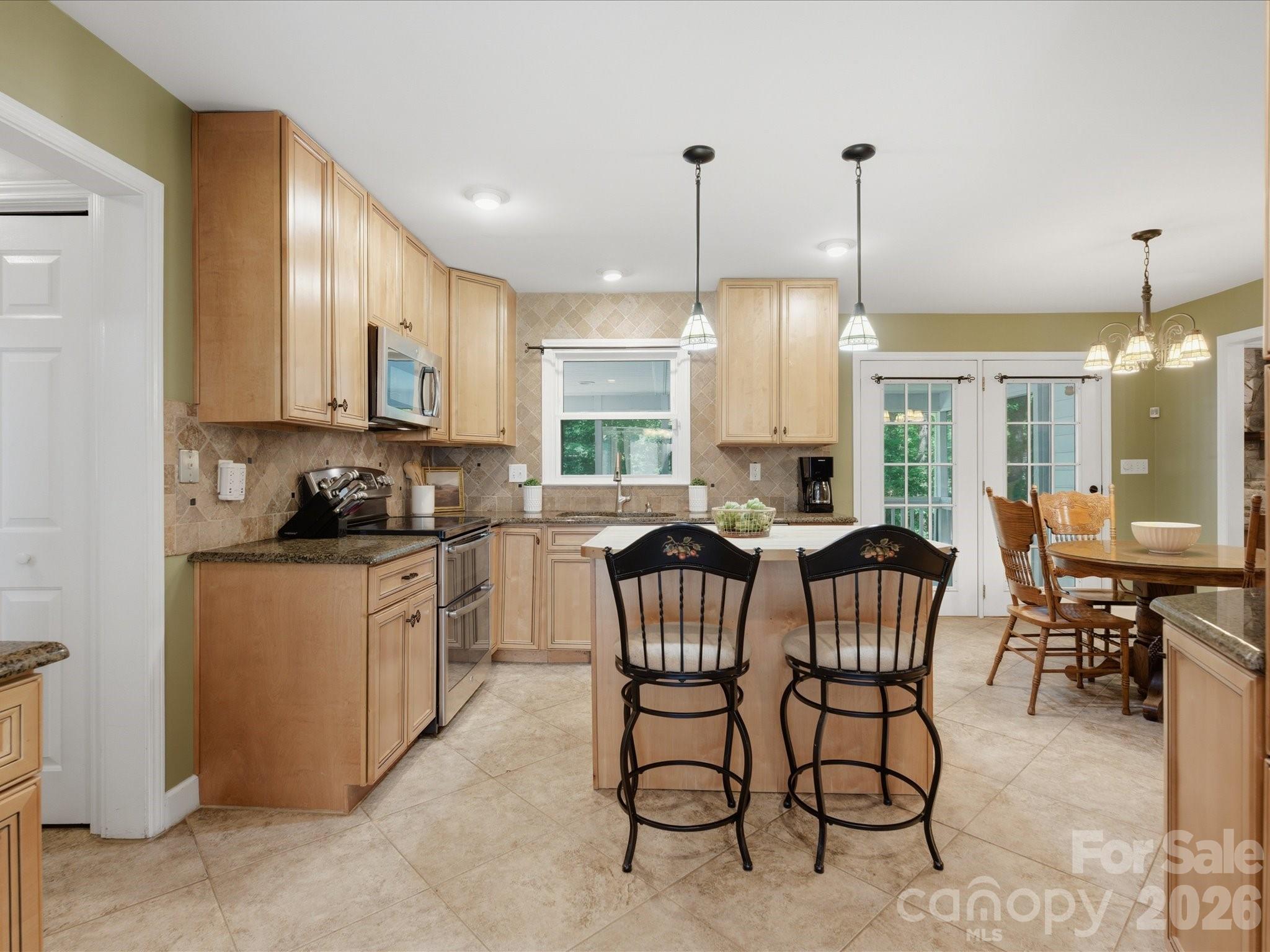 1938 Candlewick Drive — Fort Mill