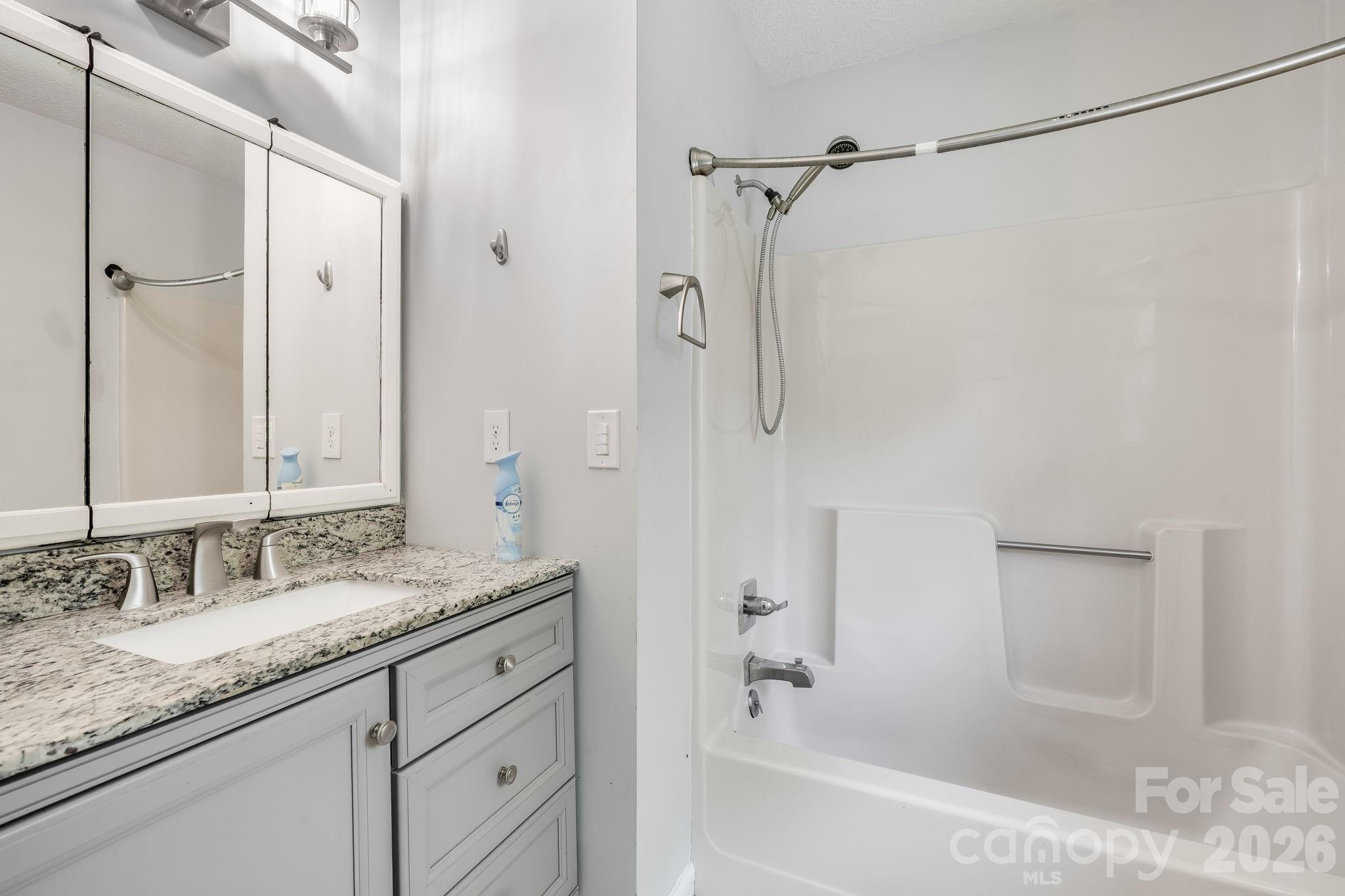 67 Banks Town Road — Weaverville