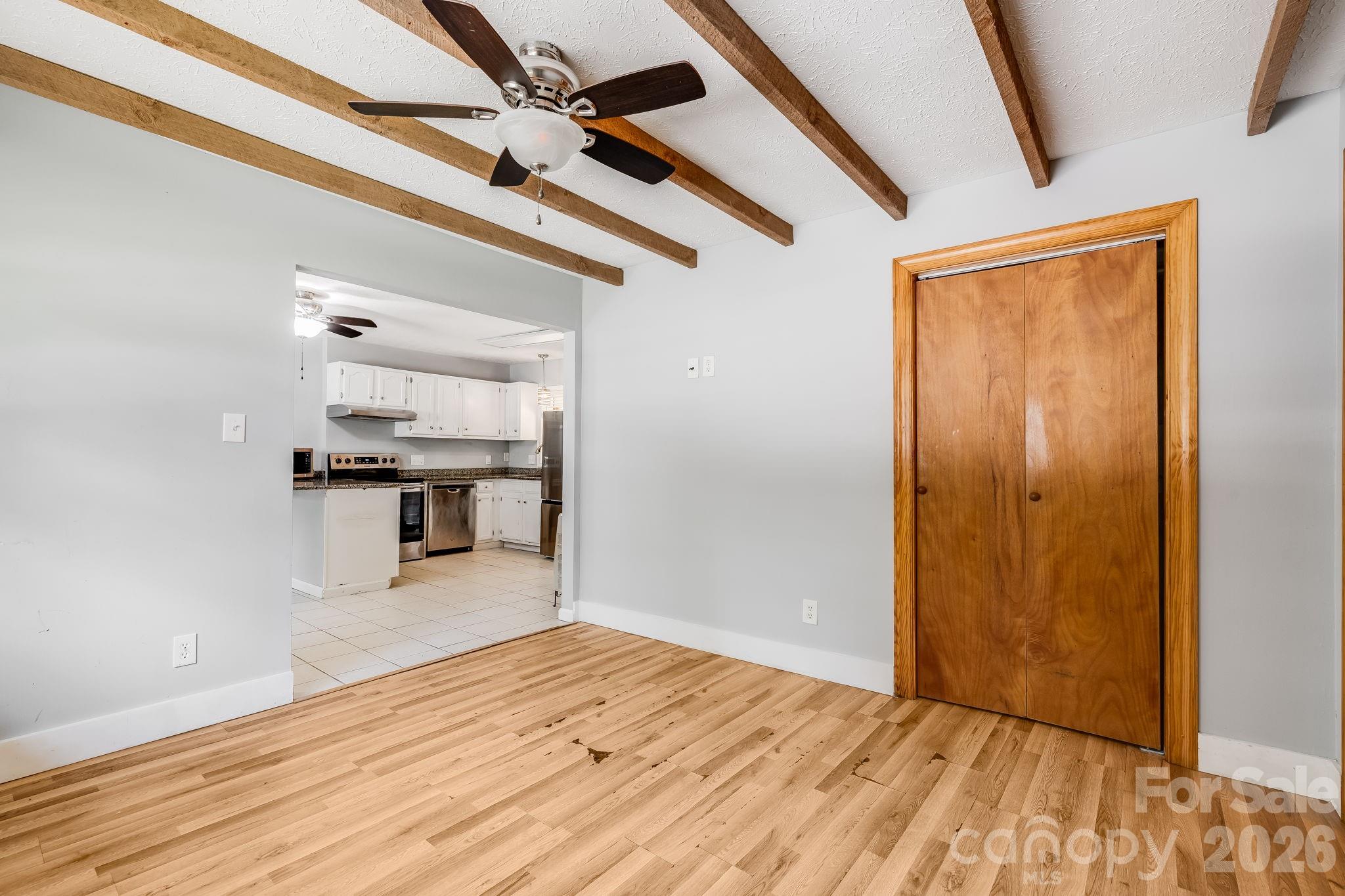 67 Banks Town Road — Weaverville