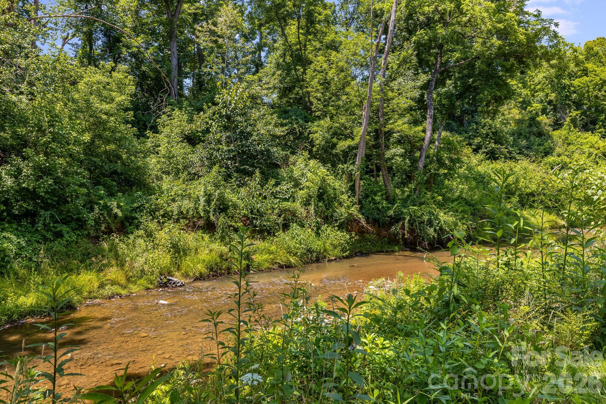67 Banks Town Road — Weaverville