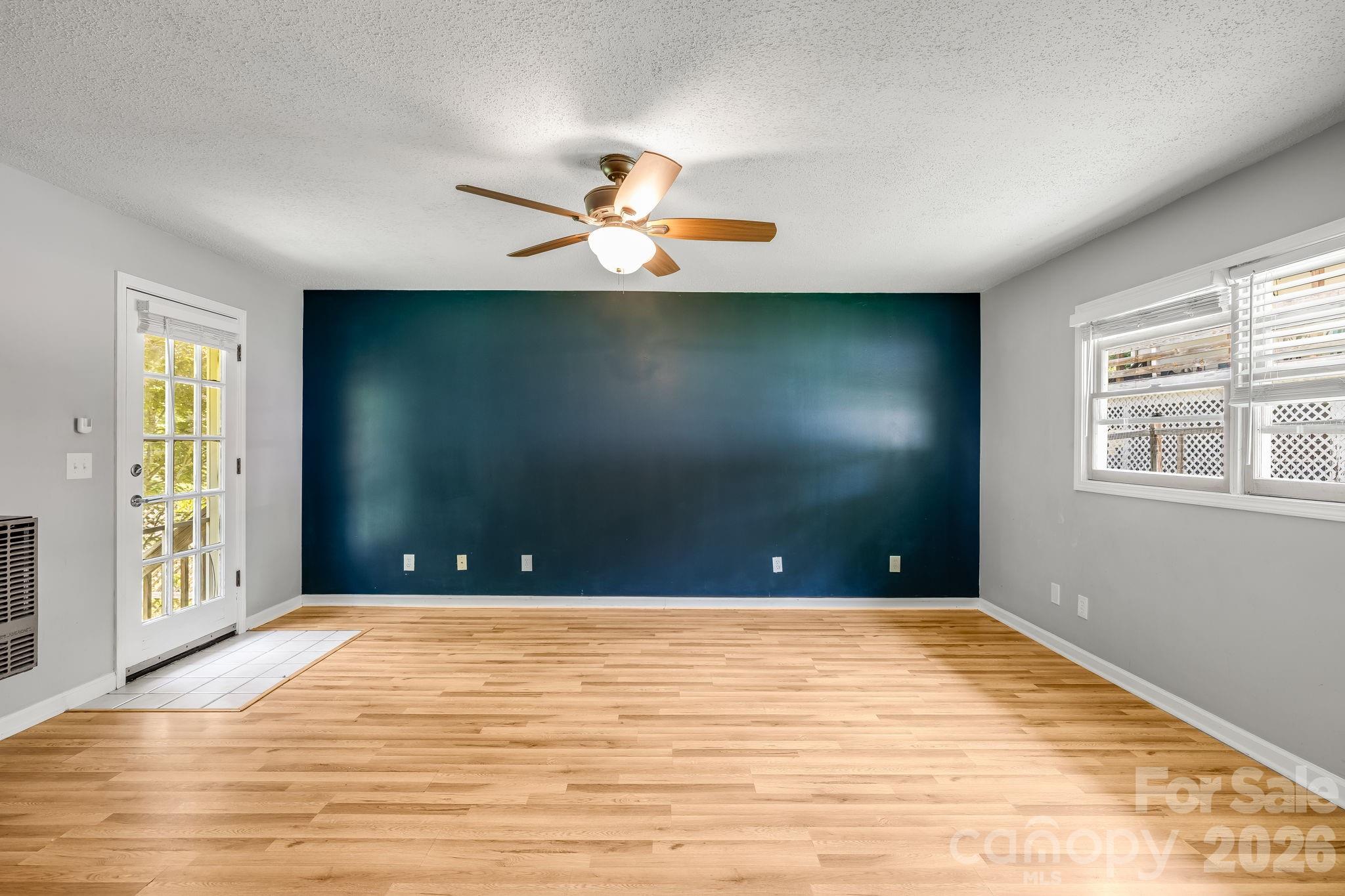 67 Banks Town Road — Weaverville