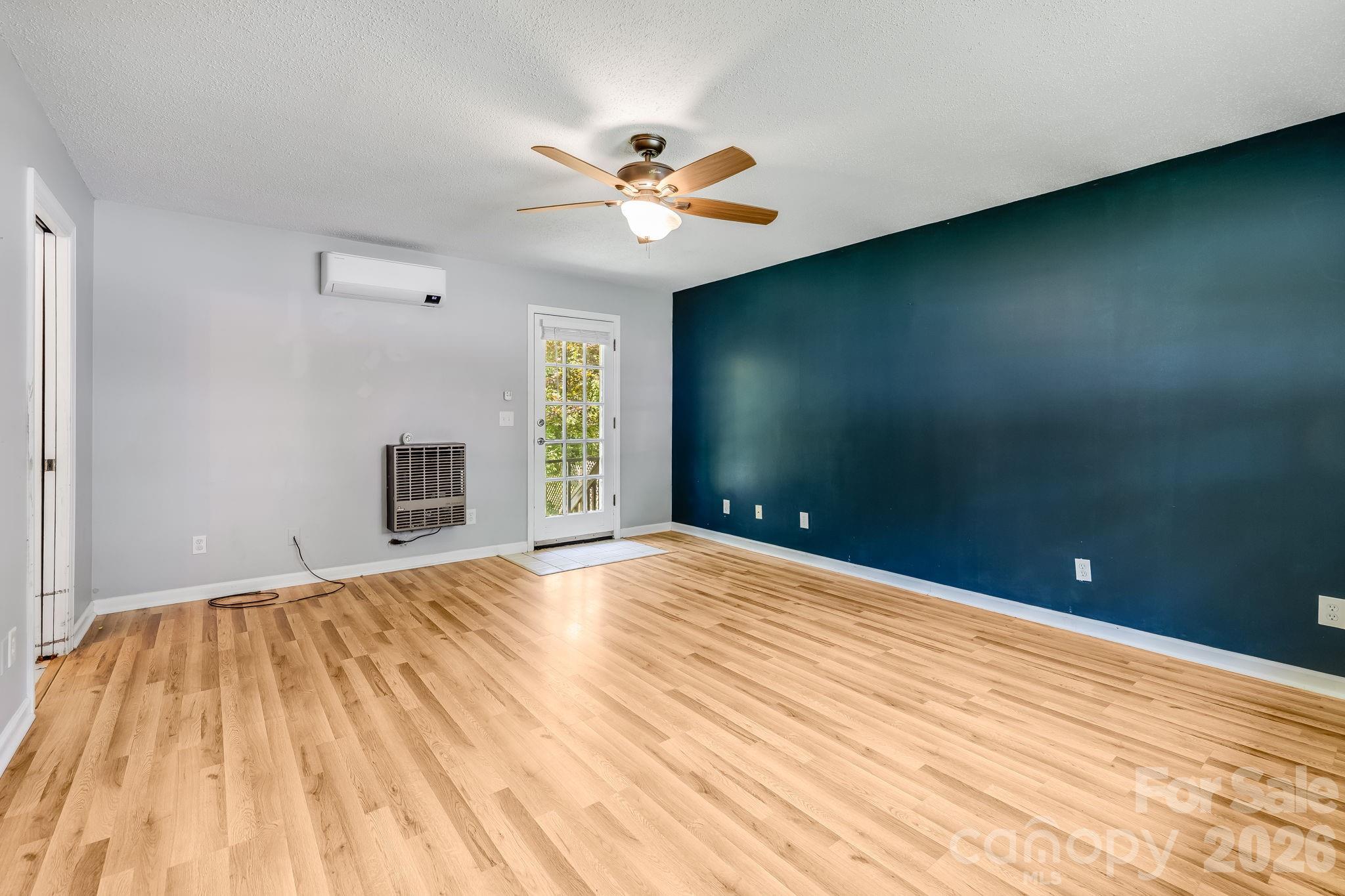 67 Banks Town Road — Weaverville